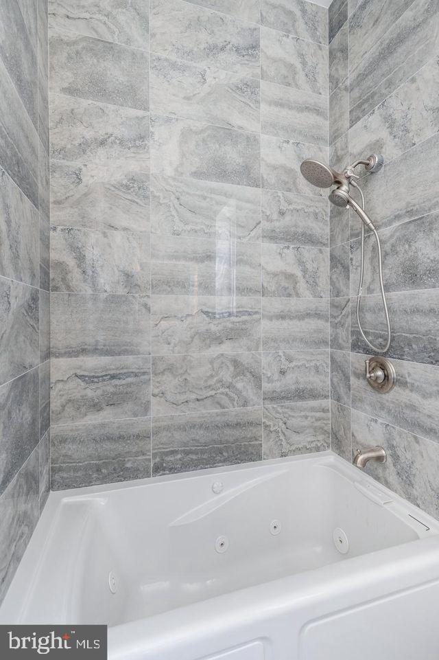 OLDE RICHMOND - Residential