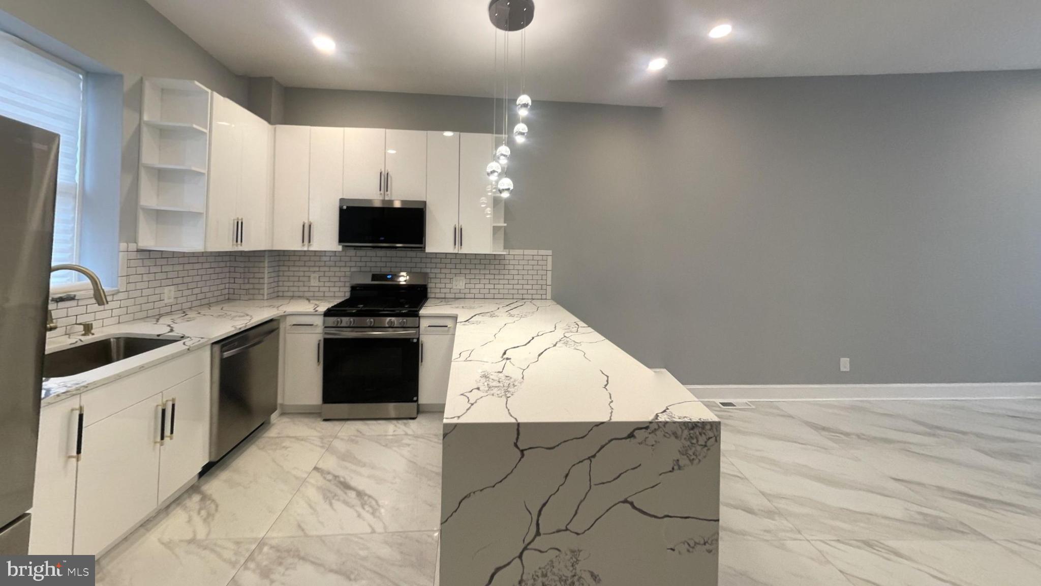 OLDE RICHMOND - Residential