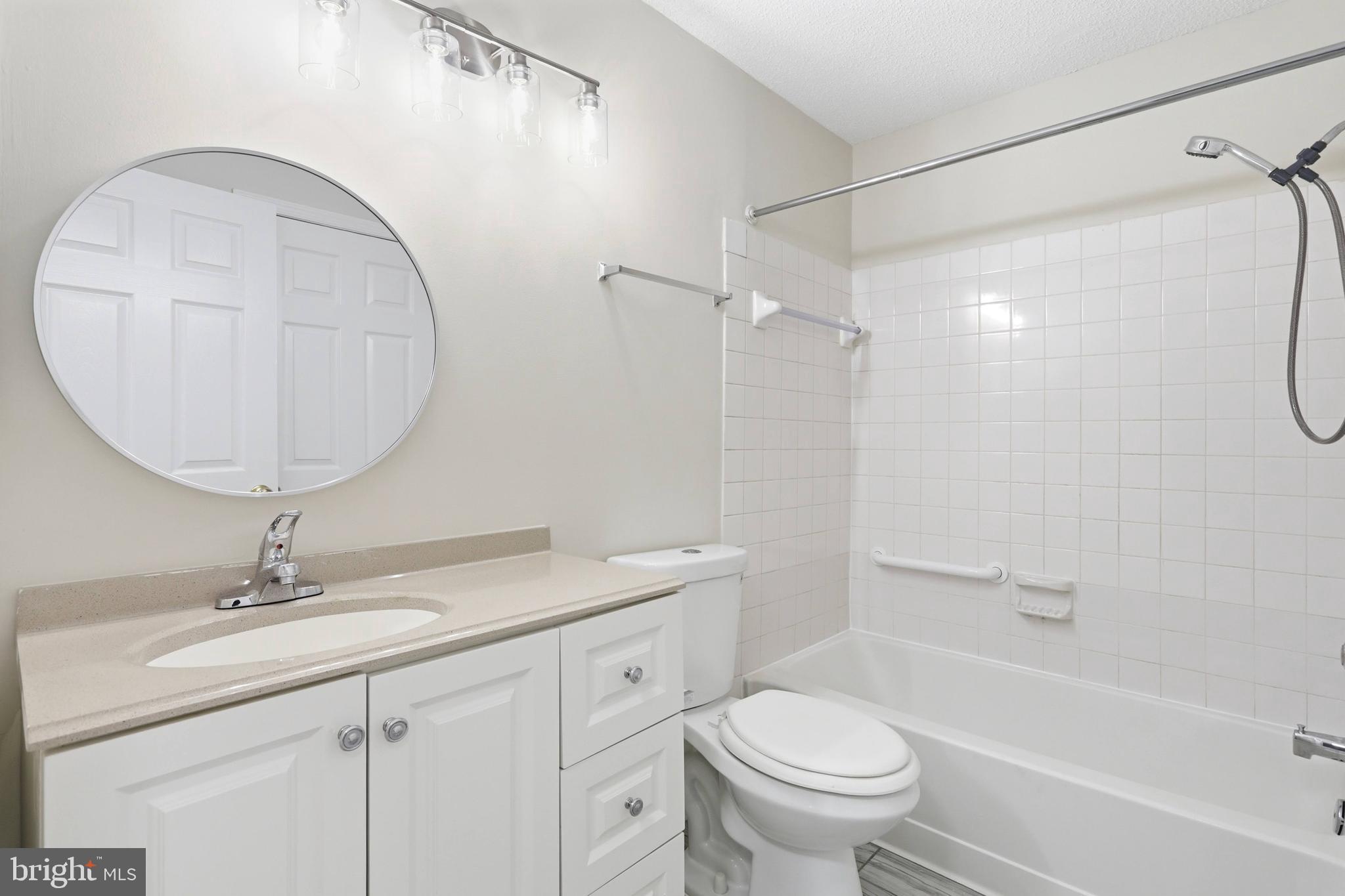 HEIGHTS AT PENDERBROOK - Residential