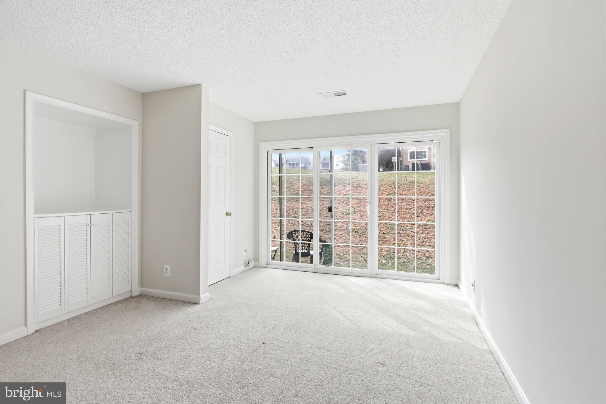 HEIGHTS AT PENDERBROOK - Residential