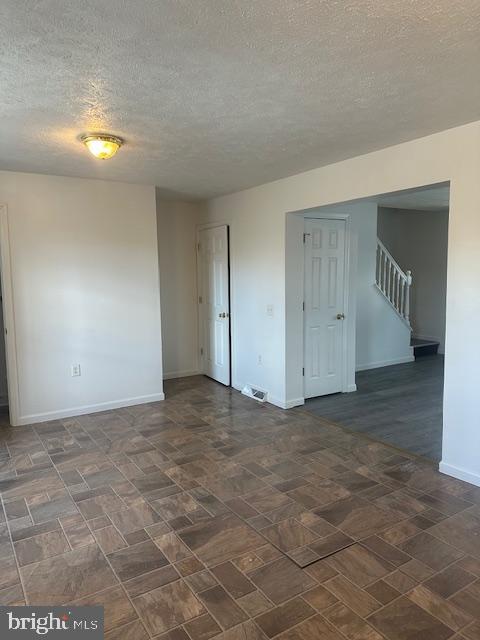 353 BRAESIDE AVENUE 353