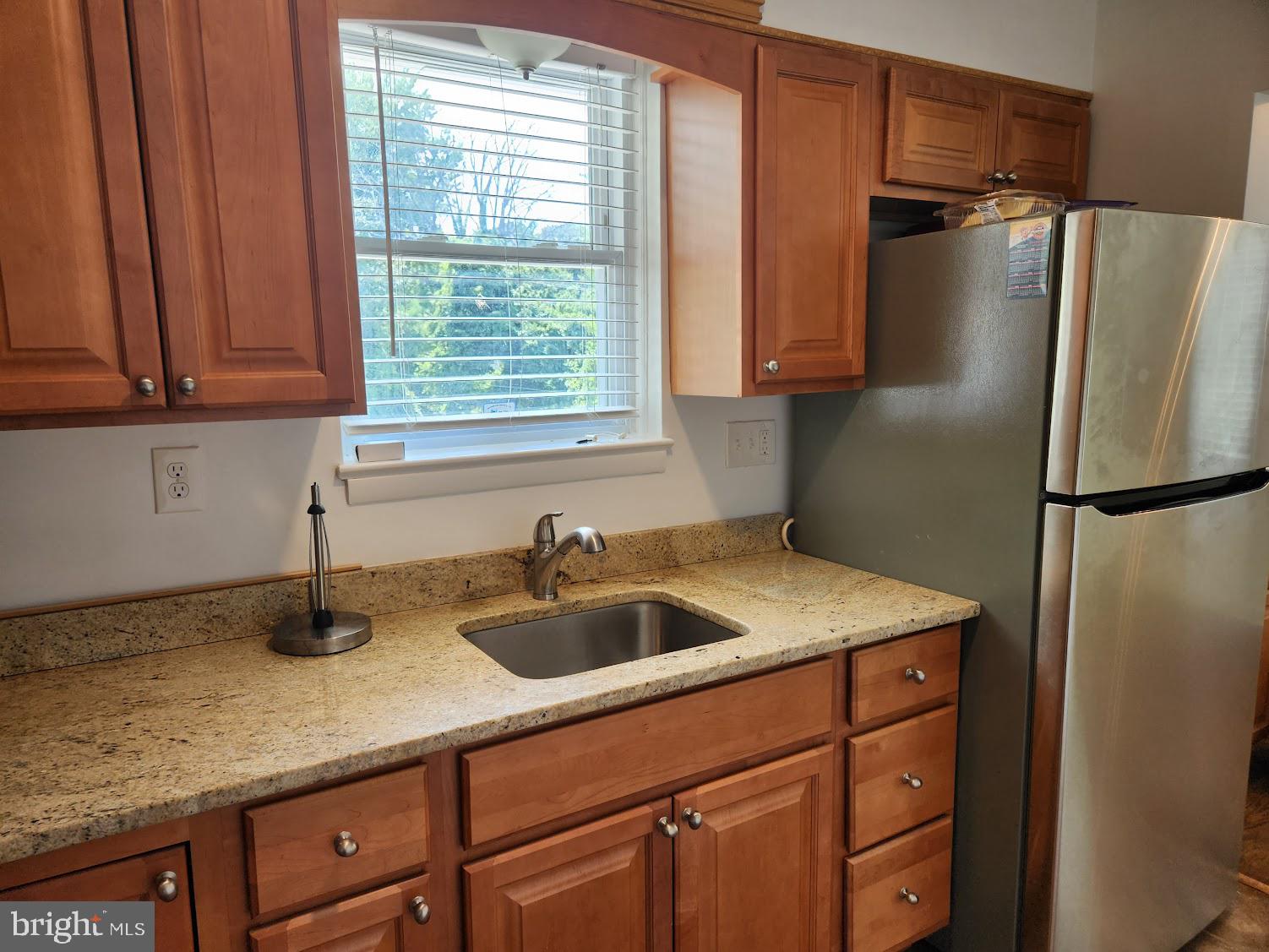 HILLCREST GARDENS - Residential Lease