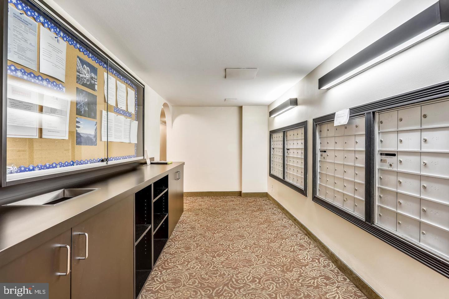 LAKESIDE TERRACE - Residential