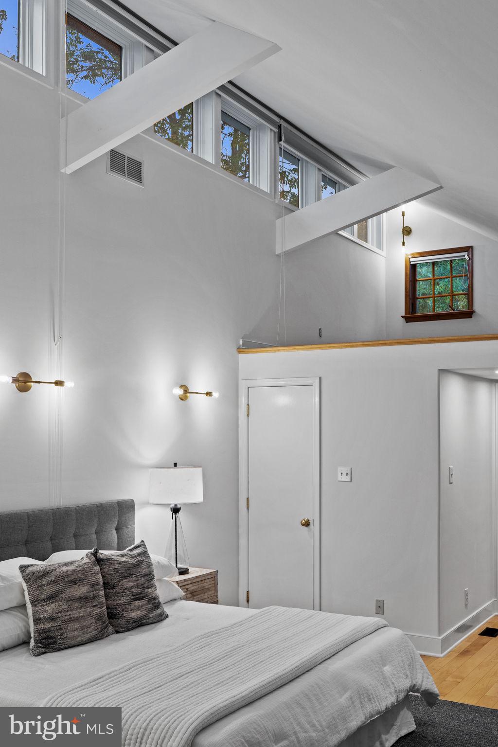 SWARTHMORE - Residential