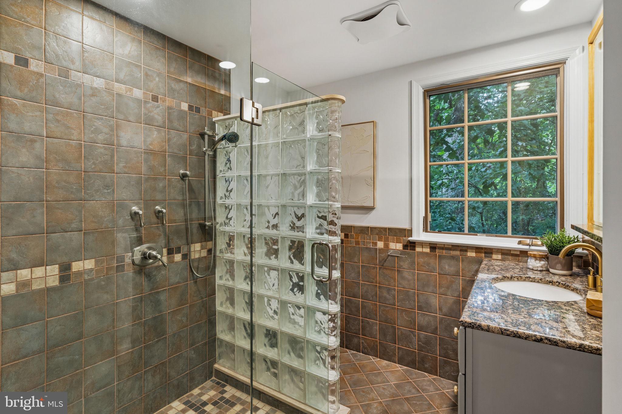 SWARTHMORE - Residential