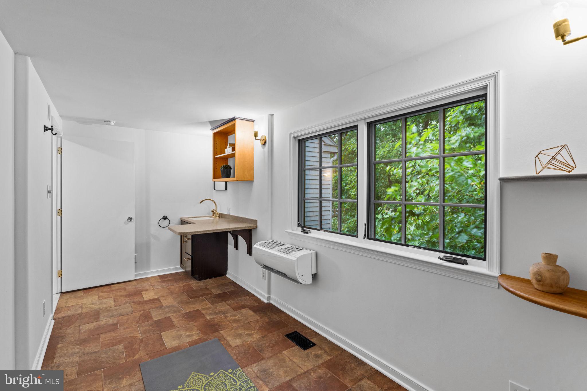 SWARTHMORE - Residential