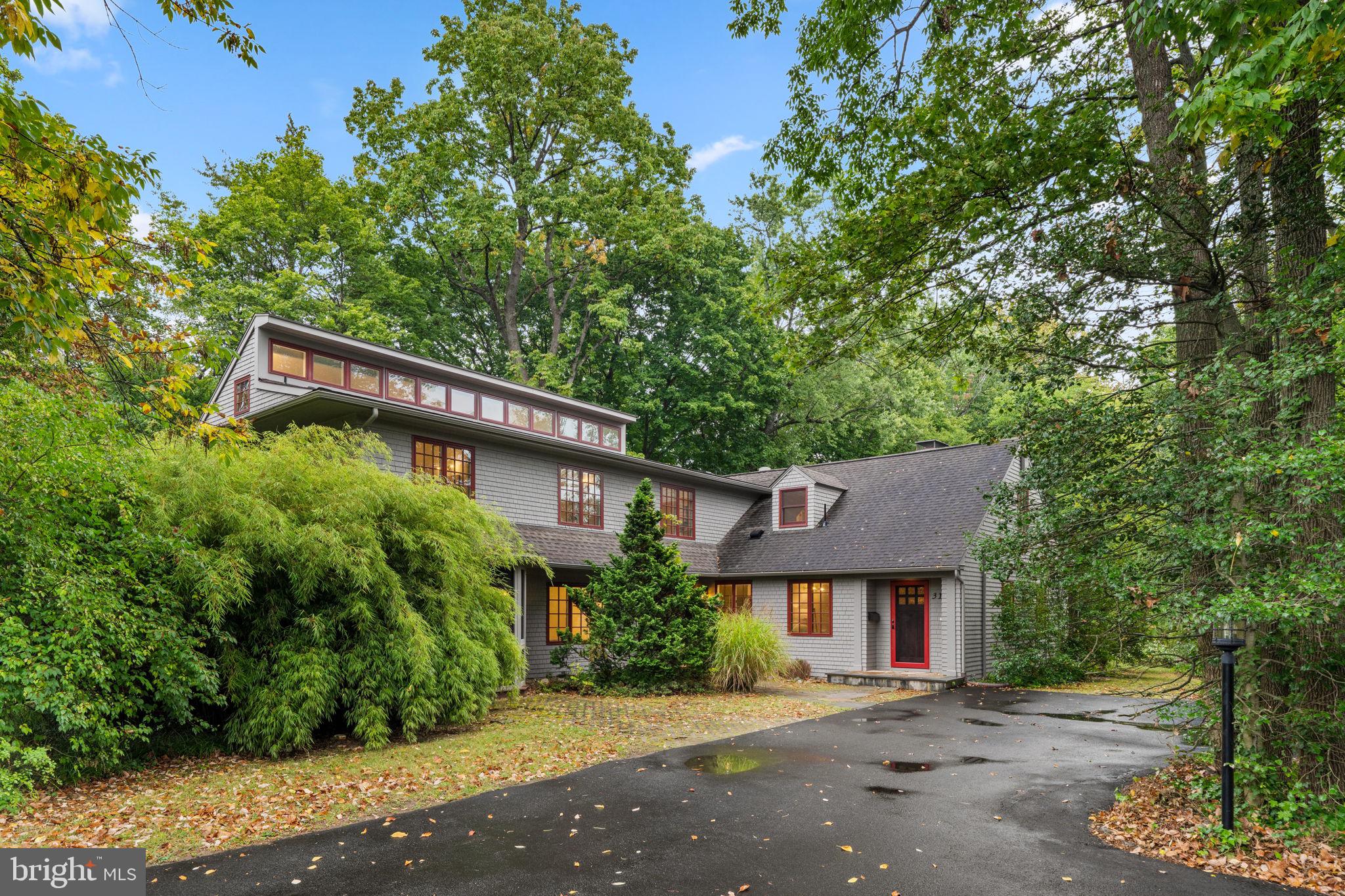 SWARTHMORE - Residential