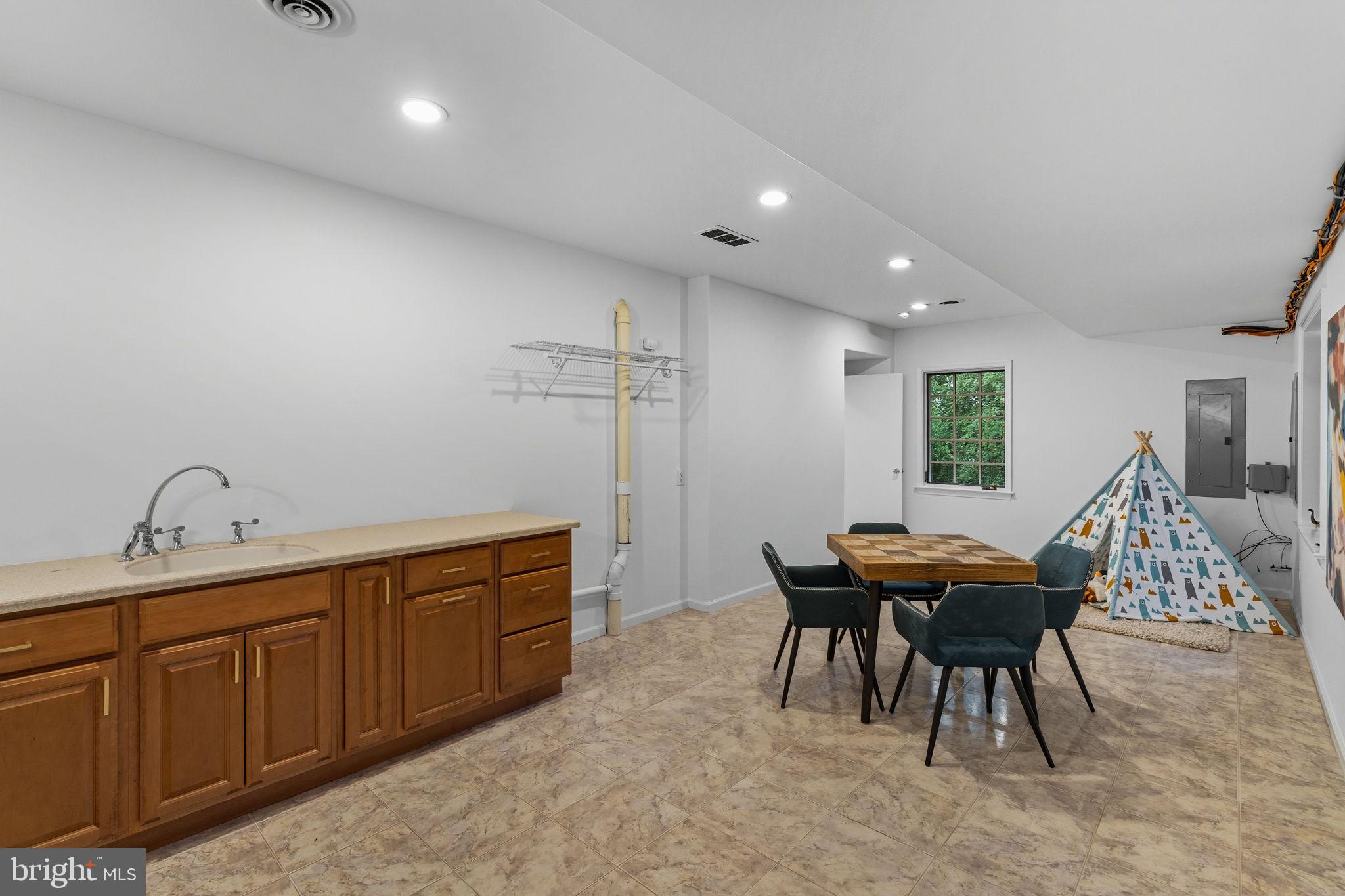 SWARTHMORE - Residential