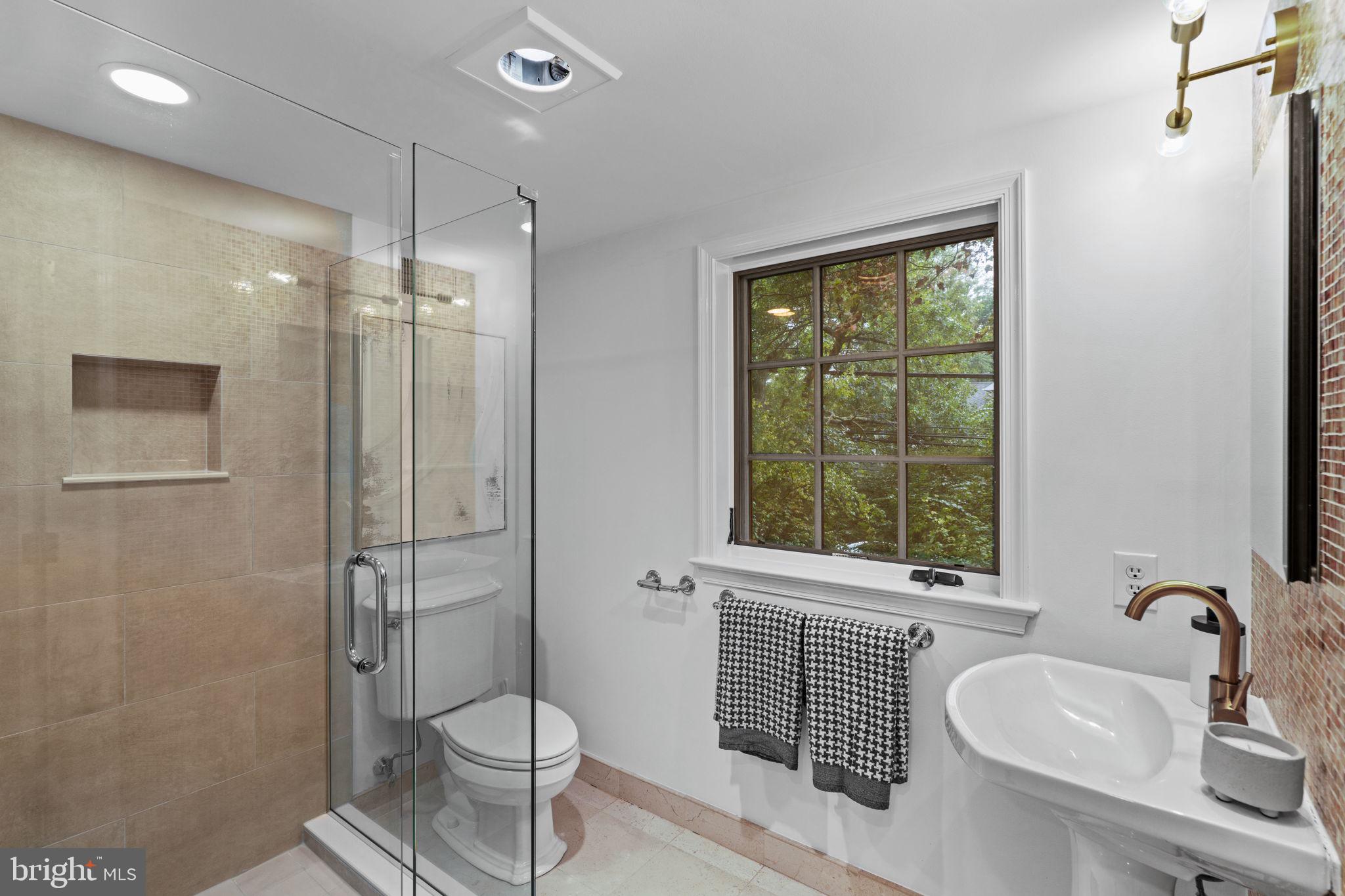 SWARTHMORE - Residential