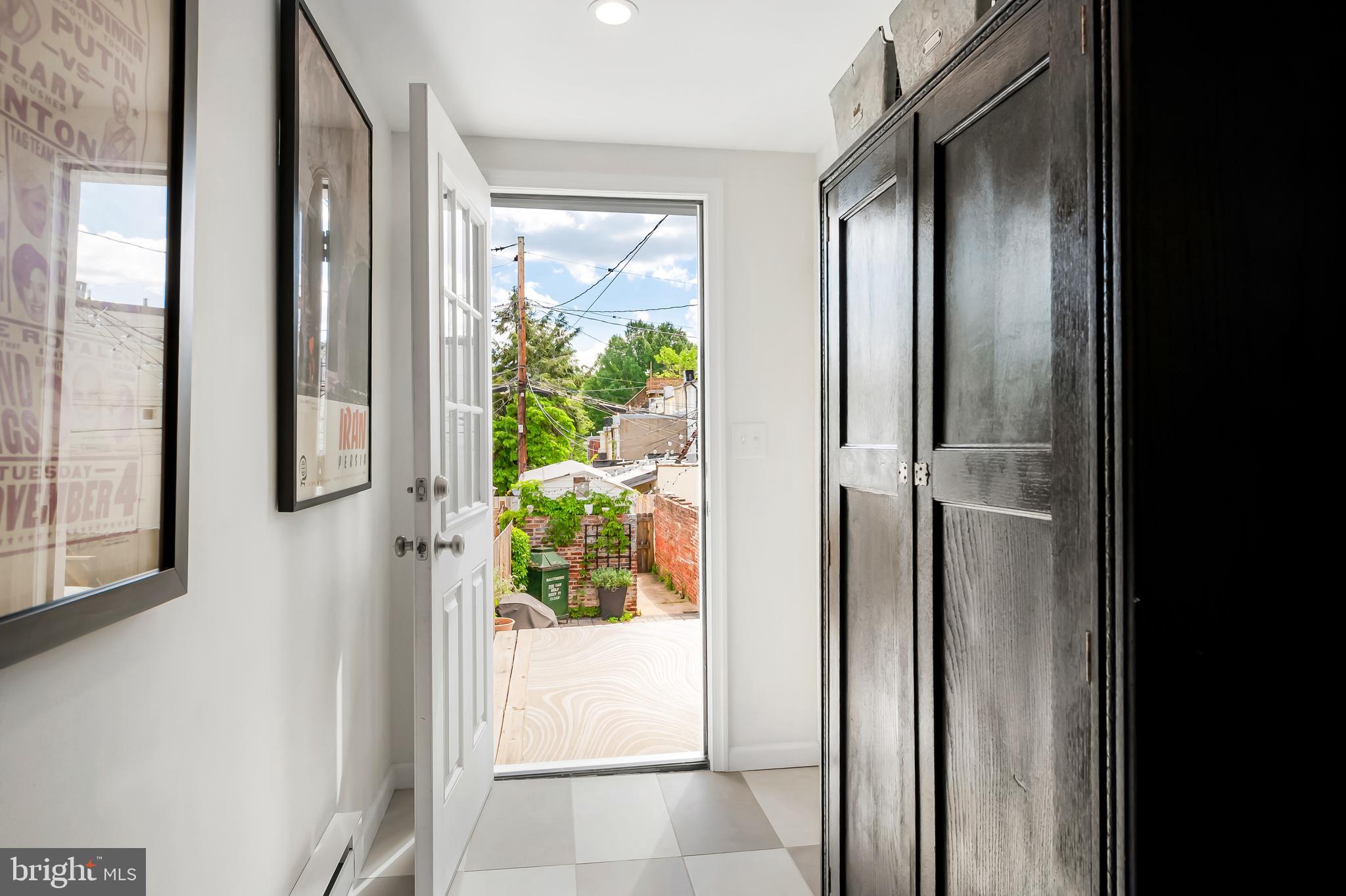 HAMPDEN HISTORIC DISTRICT - Residential