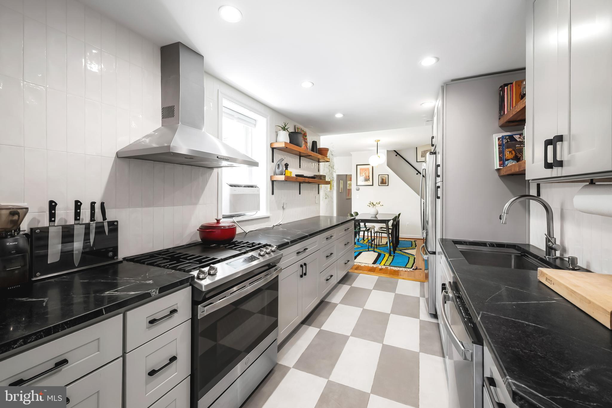 HAMPDEN HISTORIC DISTRICT - Residential