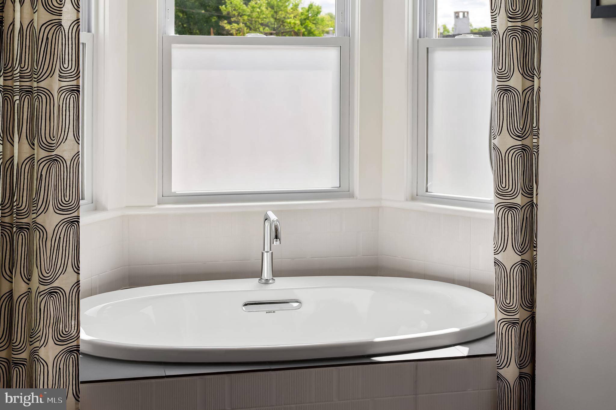 HAMPDEN HISTORIC DISTRICT - Residential