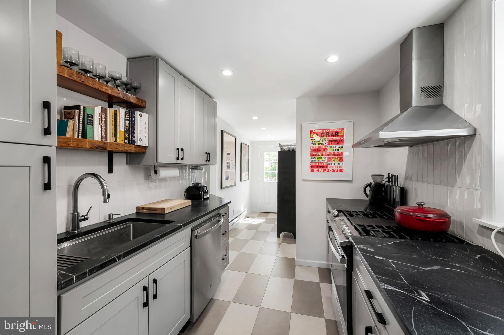 HAMPDEN HISTORIC DISTRICT - Residential