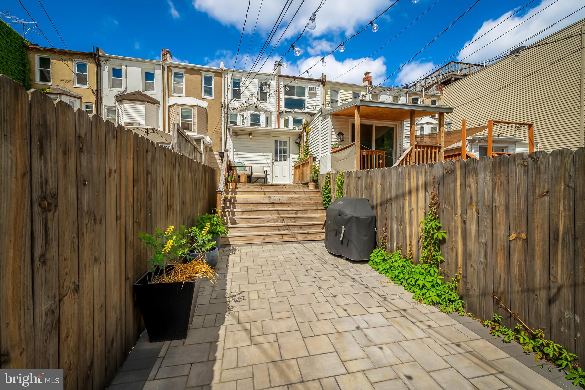 HAMPDEN HISTORIC DISTRICT - Residential