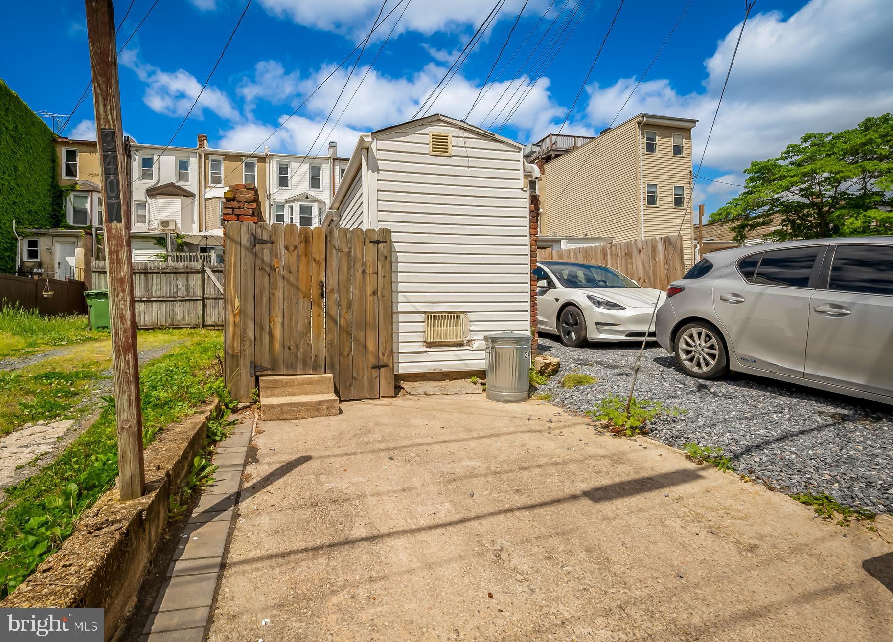 HAMPDEN HISTORIC DISTRICT - Residential