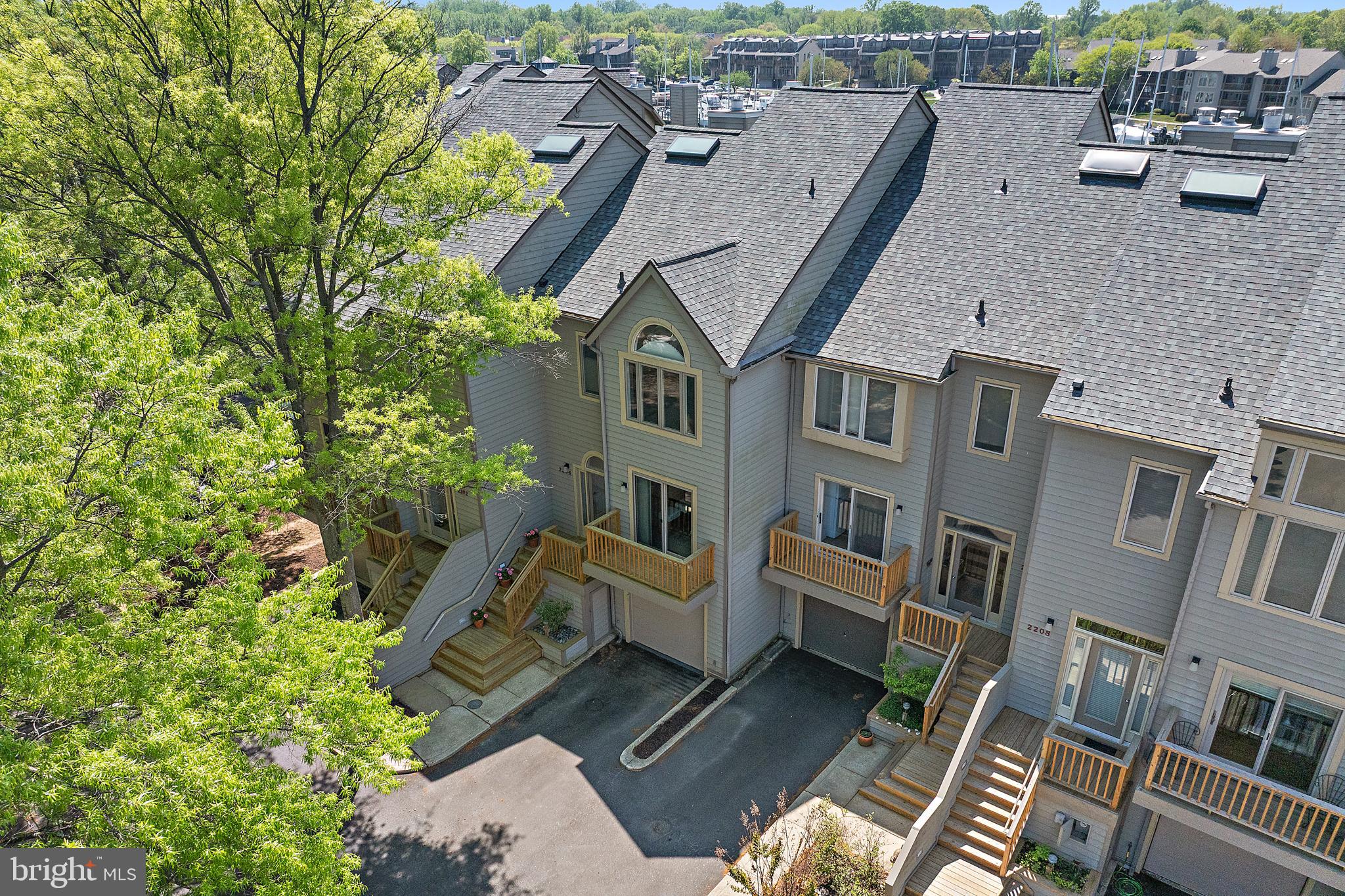 CHESAPEAKE HARBOUR - Residential