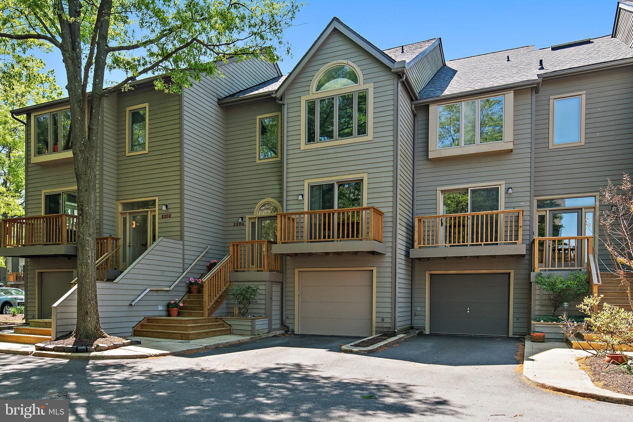 CHESAPEAKE HARBOUR - Residential