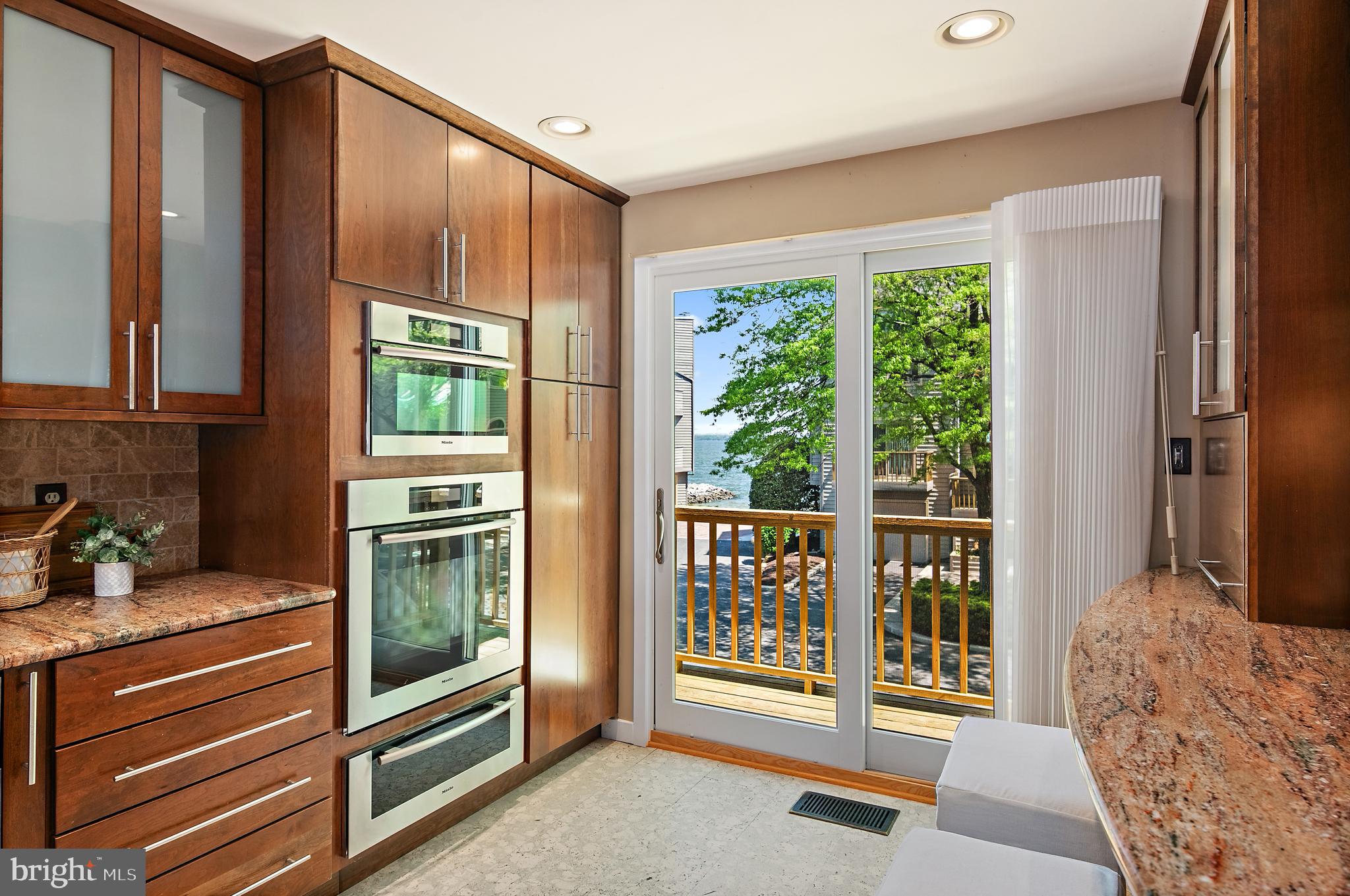 CHESAPEAKE HARBOUR - Residential