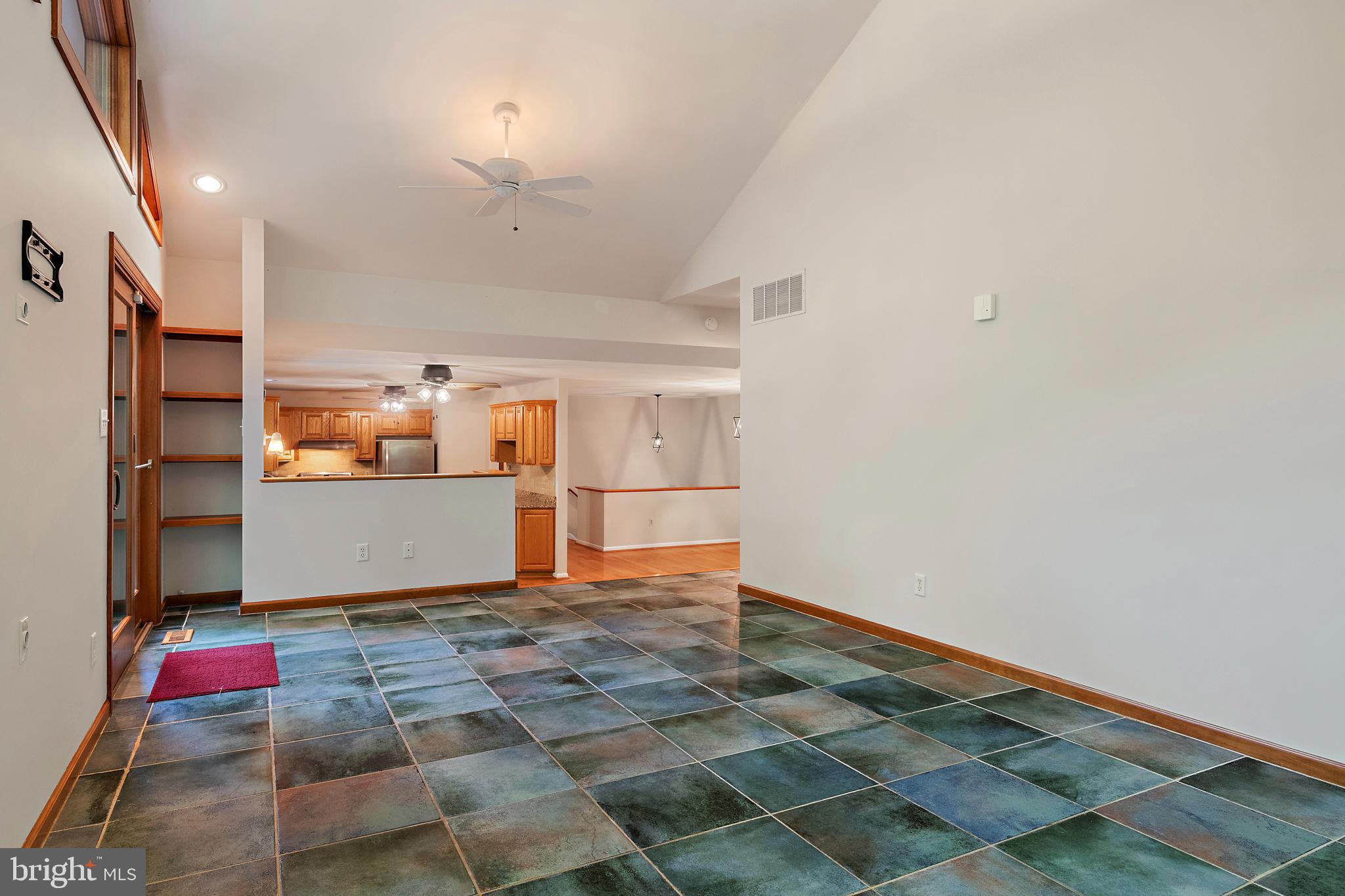 CHESTNUT RIDGE - Residential