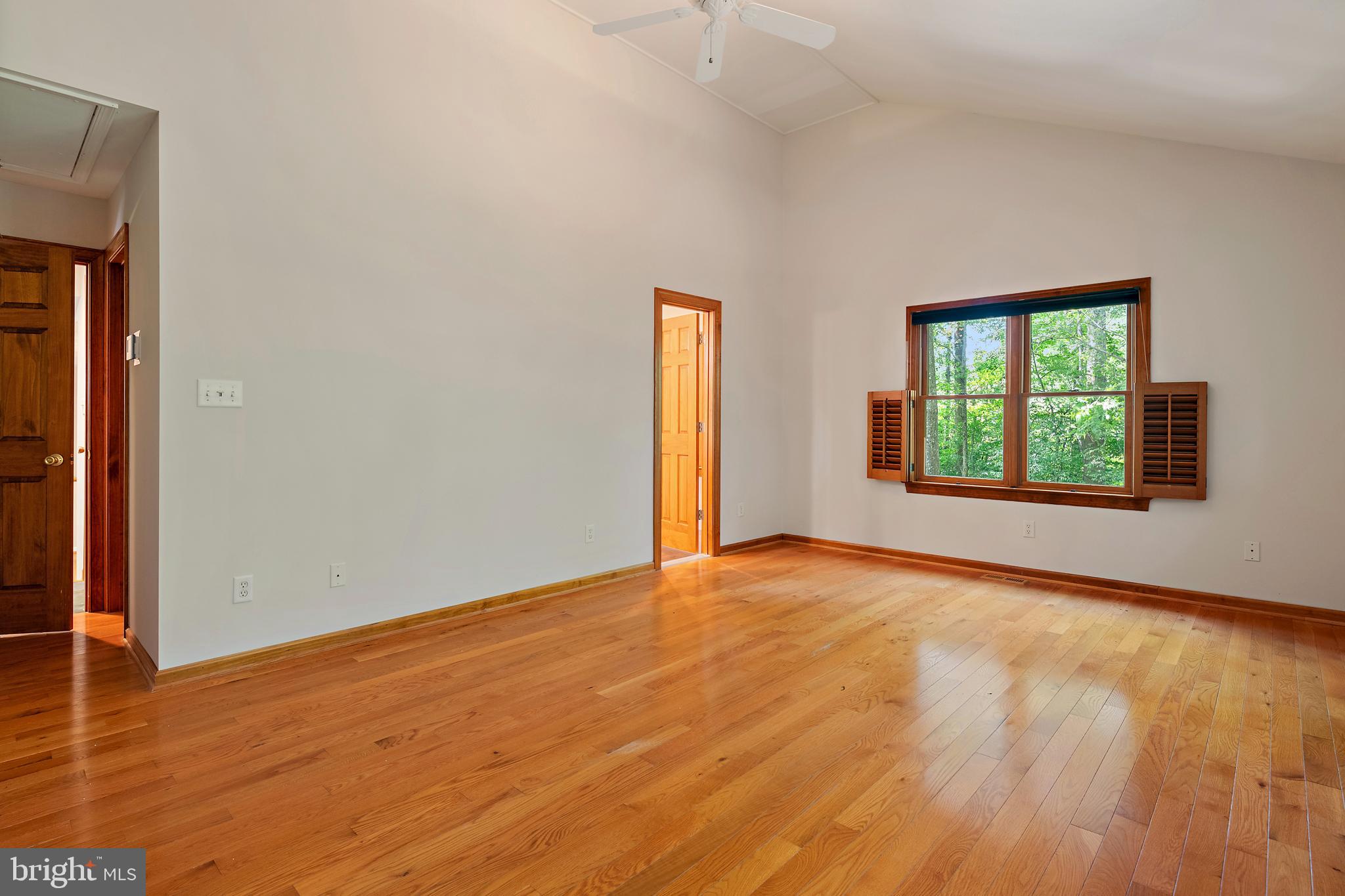 CHESTNUT RIDGE - Residential