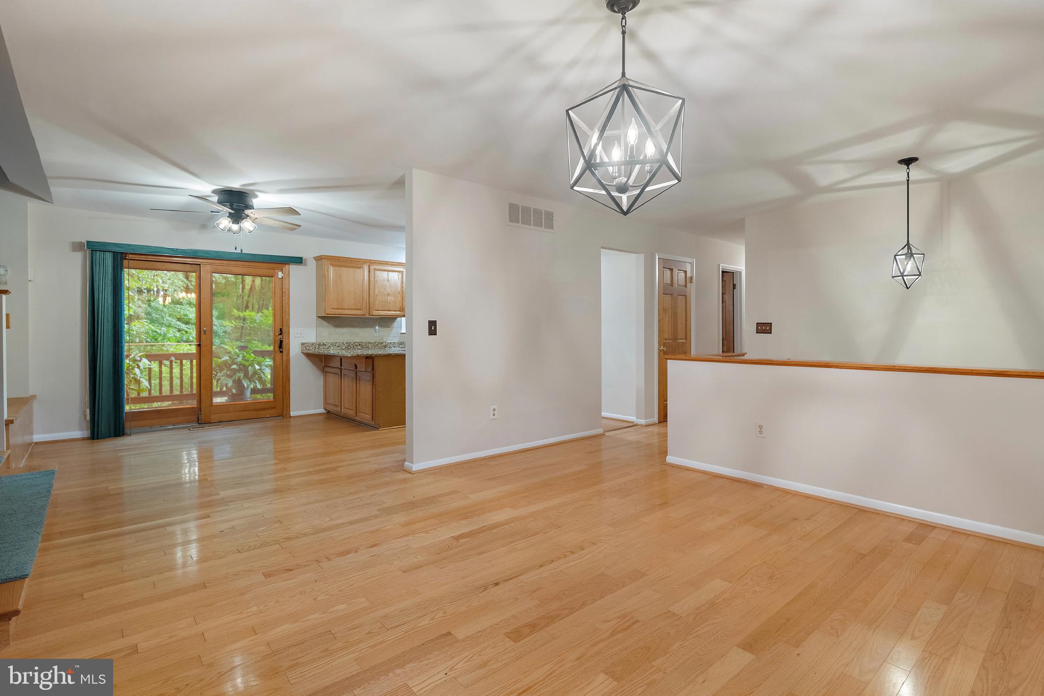 CHESTNUT RIDGE - Residential