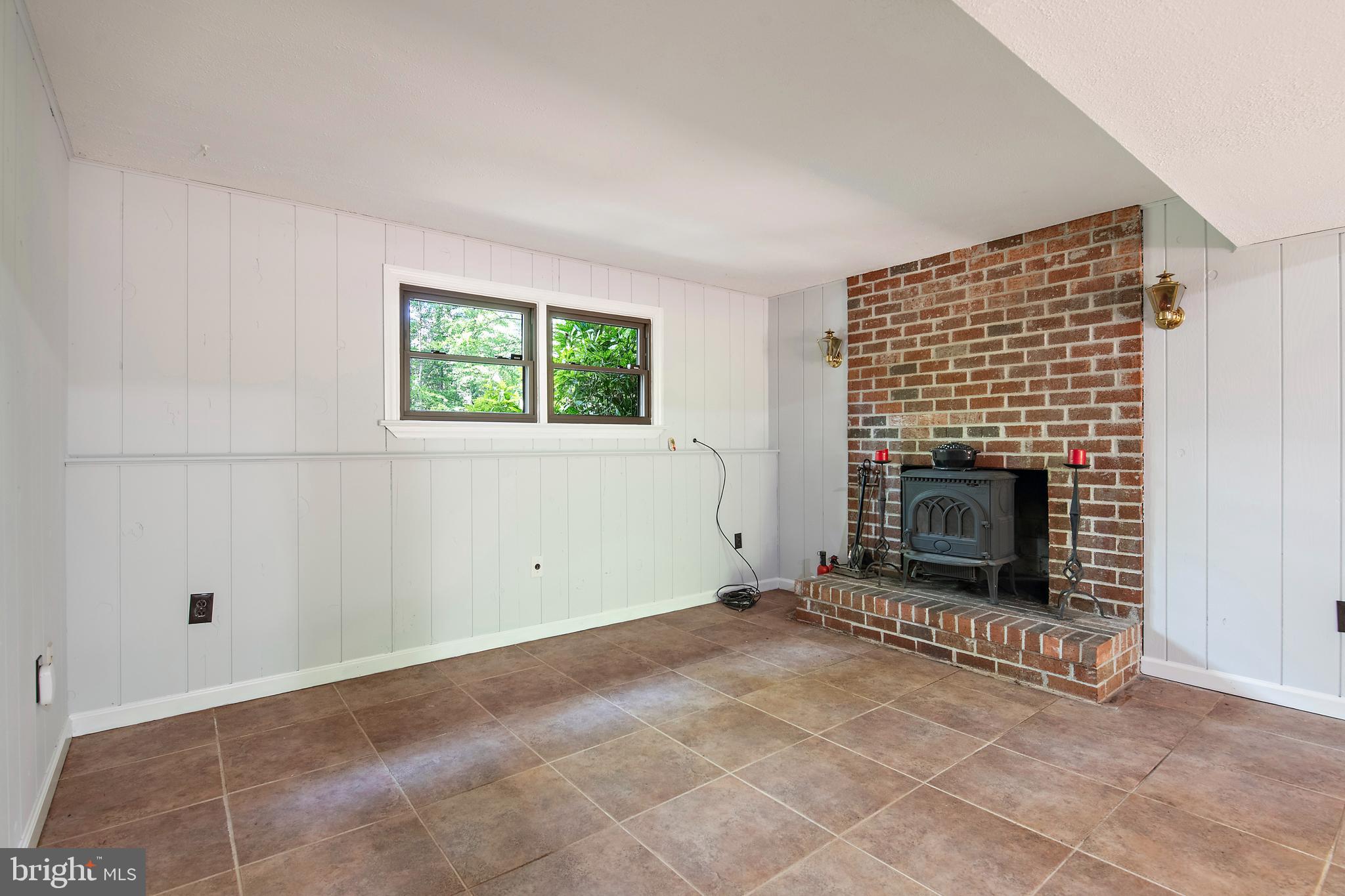 CHESTNUT RIDGE - Residential