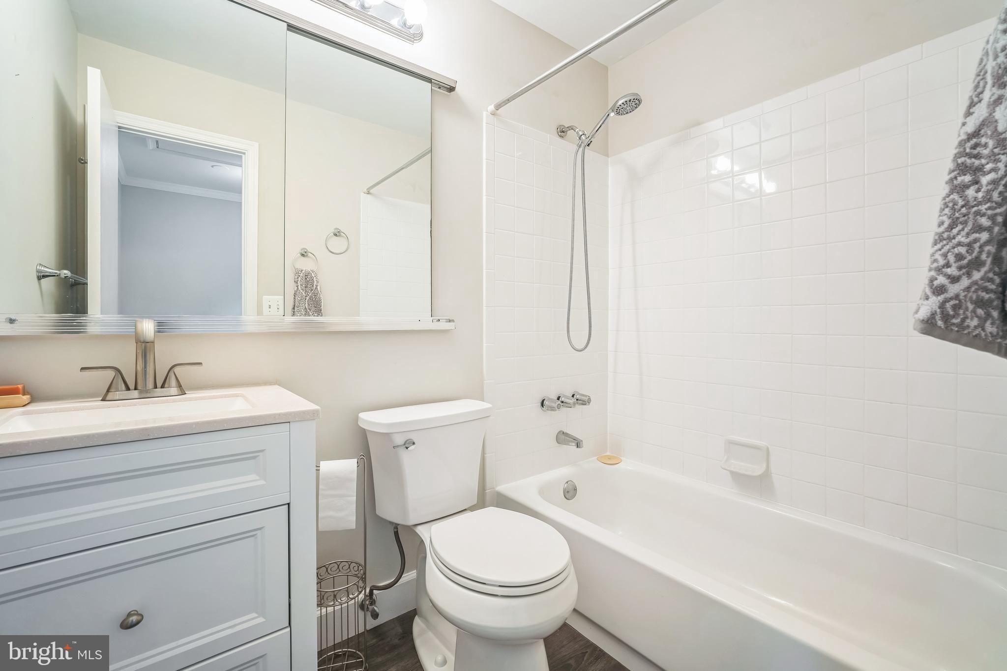 BLAKELEE - Residential