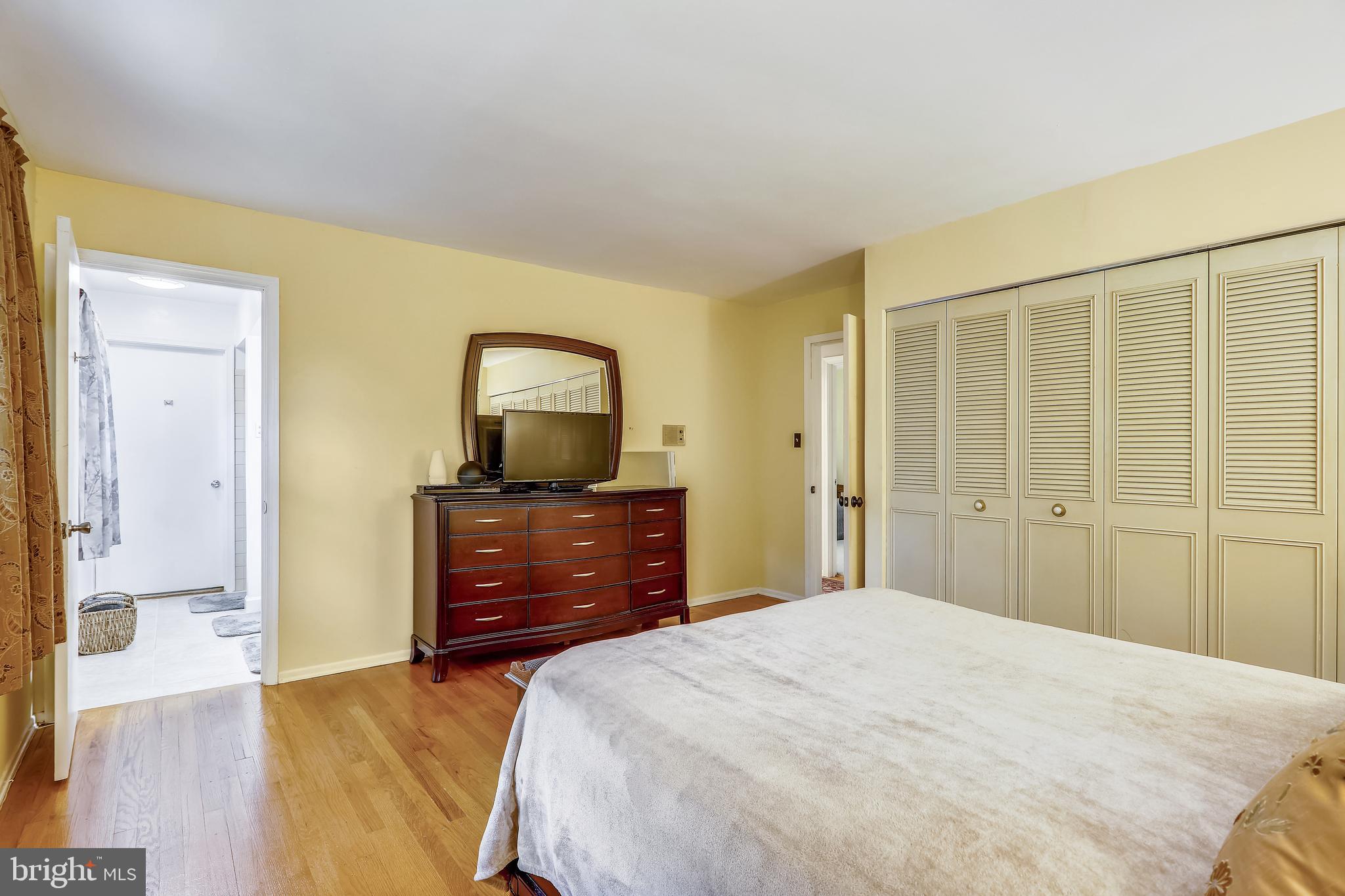 FORT WASHINGTON ESTATES - Residential