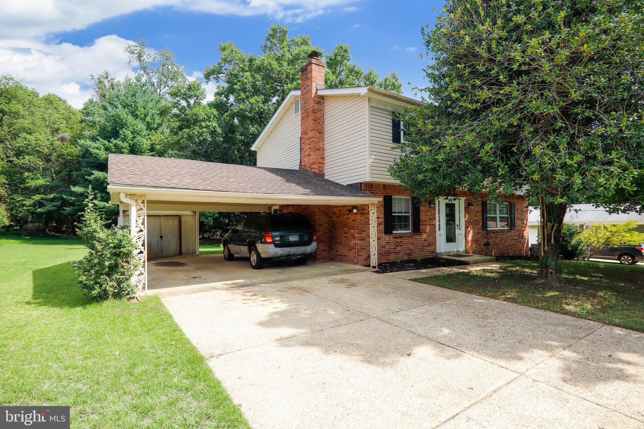 FORT WASHINGTON ESTATES - Residential