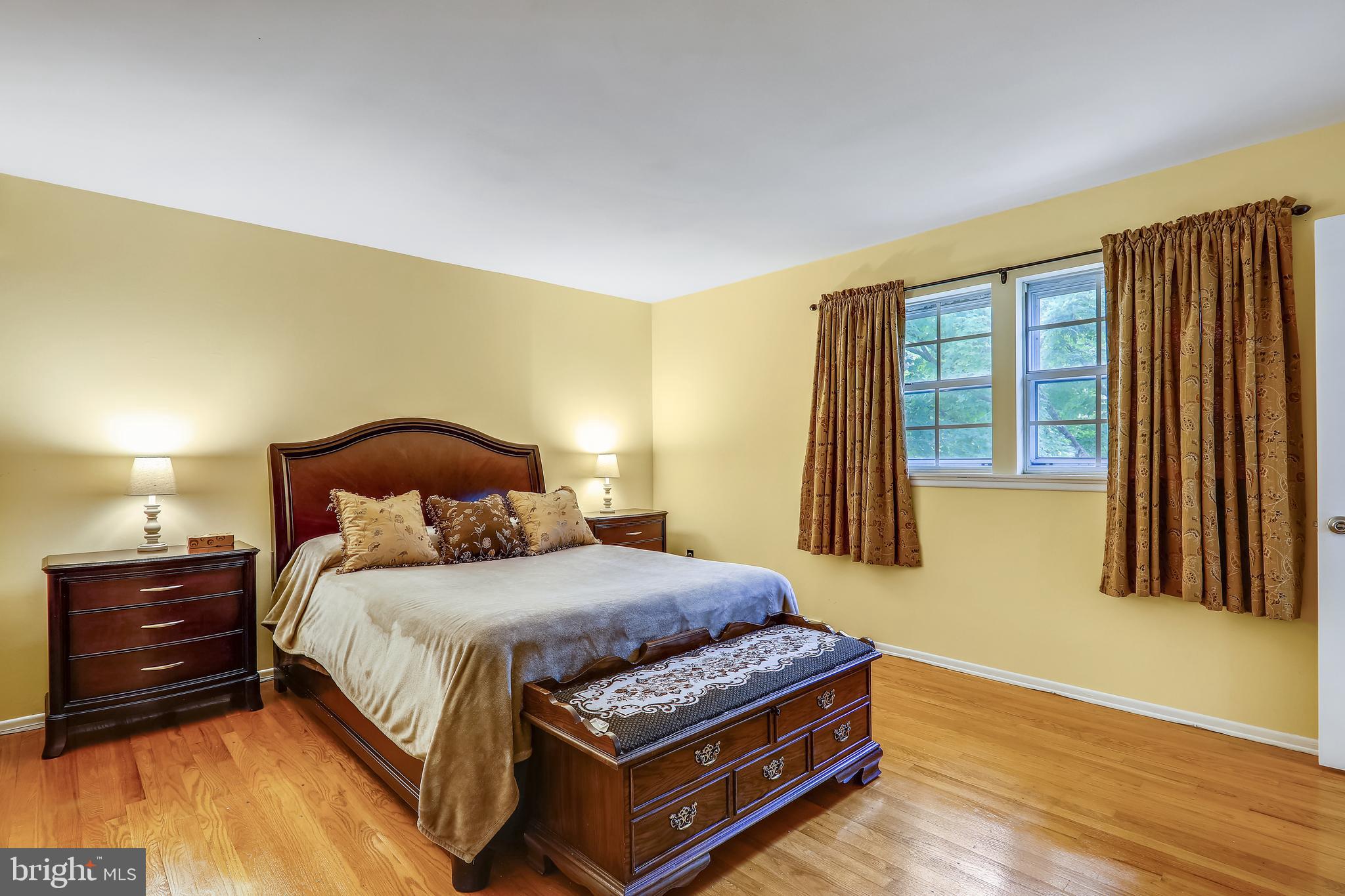 FORT WASHINGTON ESTATES - Residential