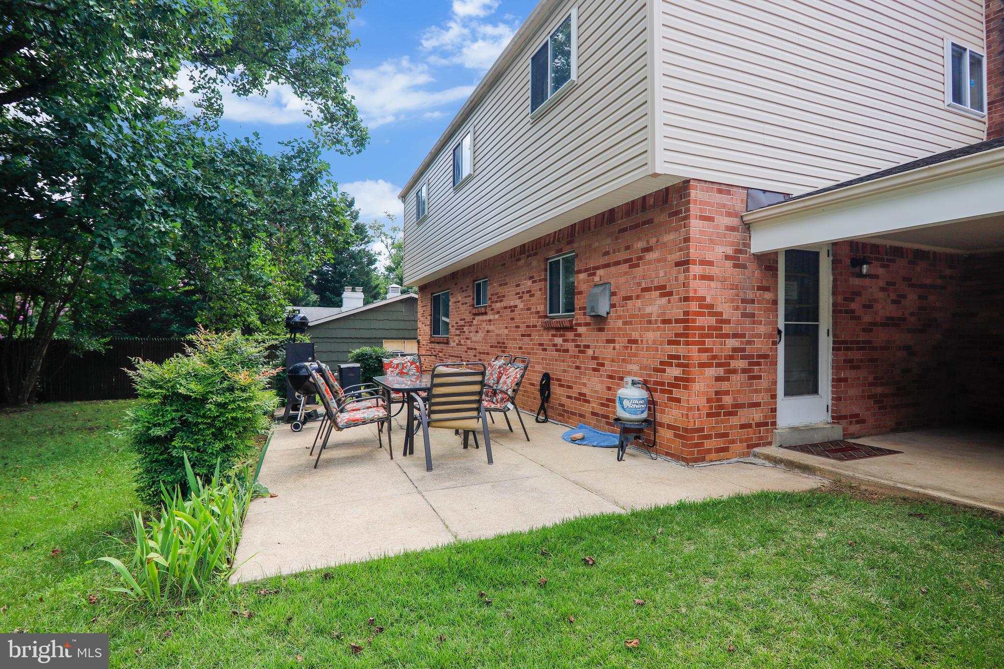 FORT WASHINGTON ESTATES - Residential