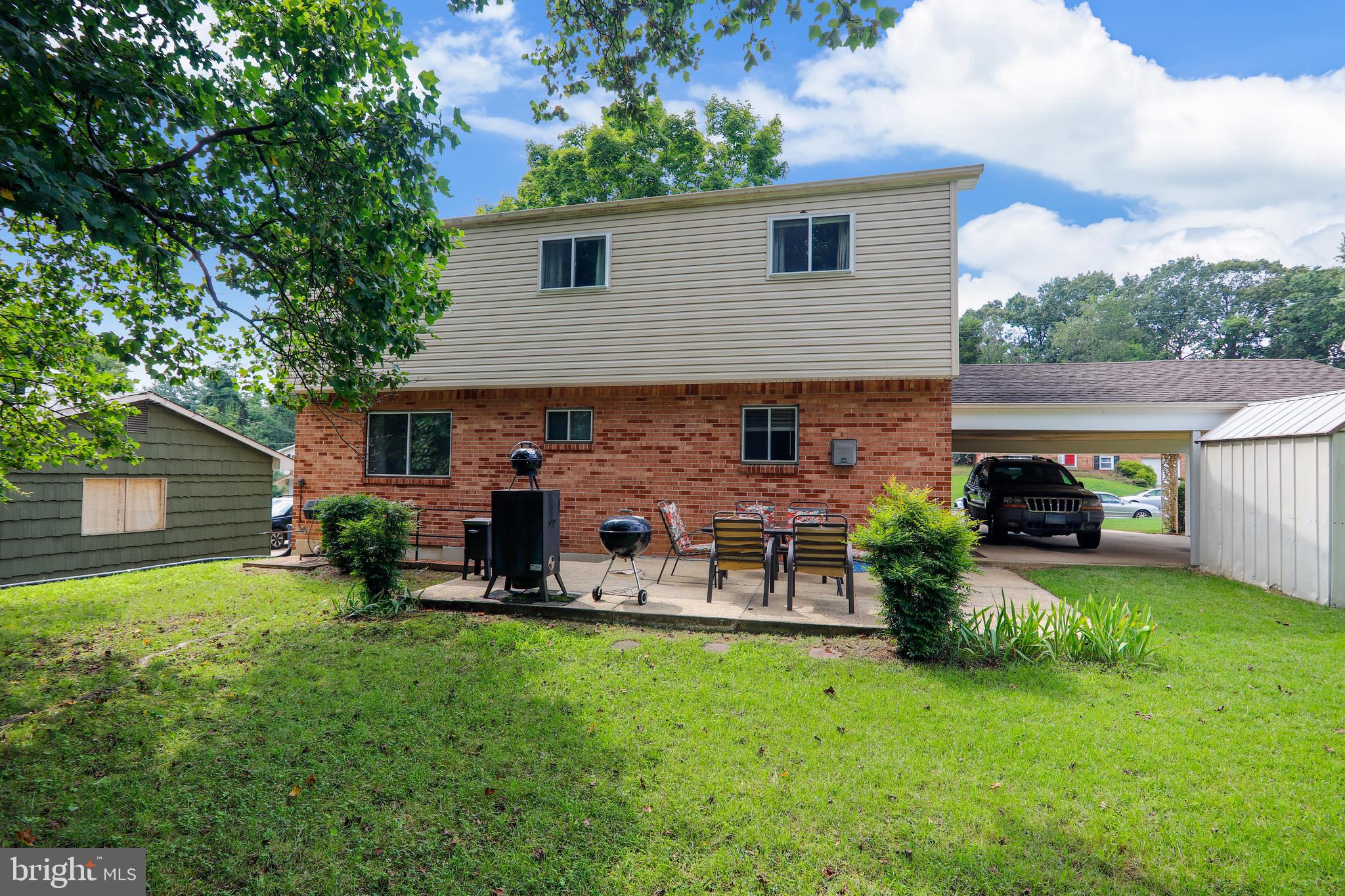FORT WASHINGTON ESTATES - Residential