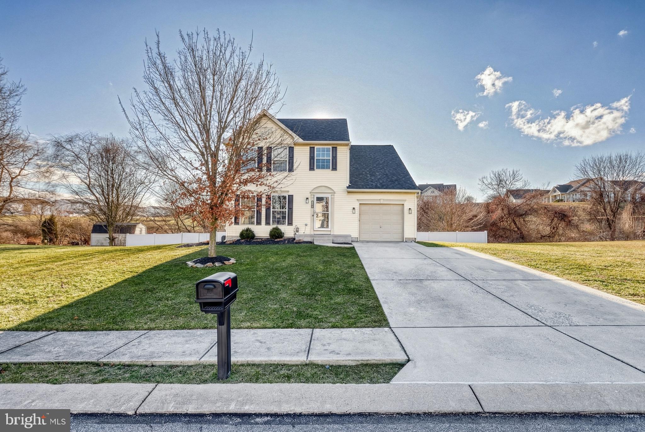 112 FARM LANE CIRCLE