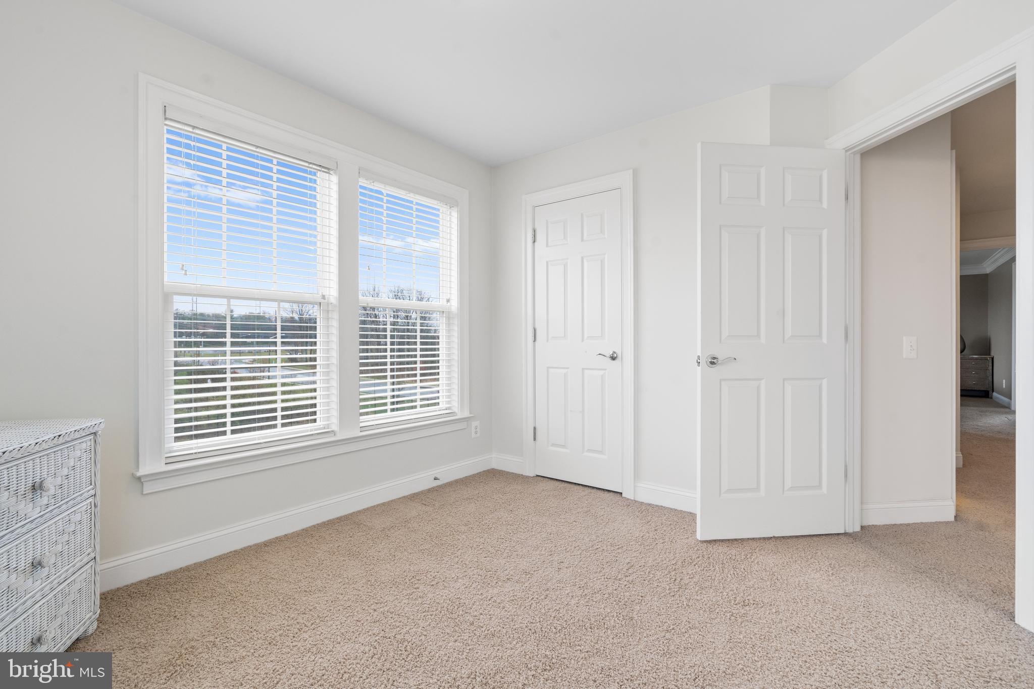 OAKLAWN - Residential