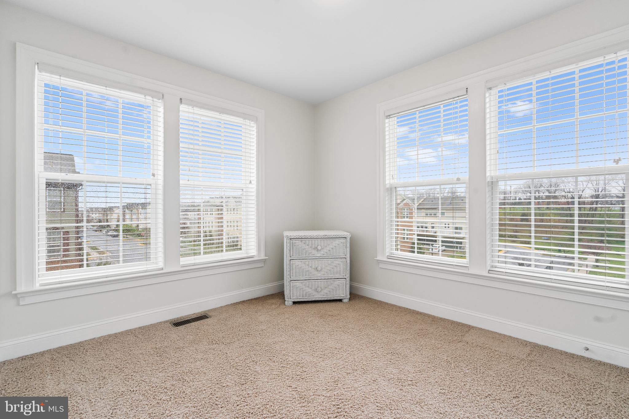 OAKLAWN - Residential