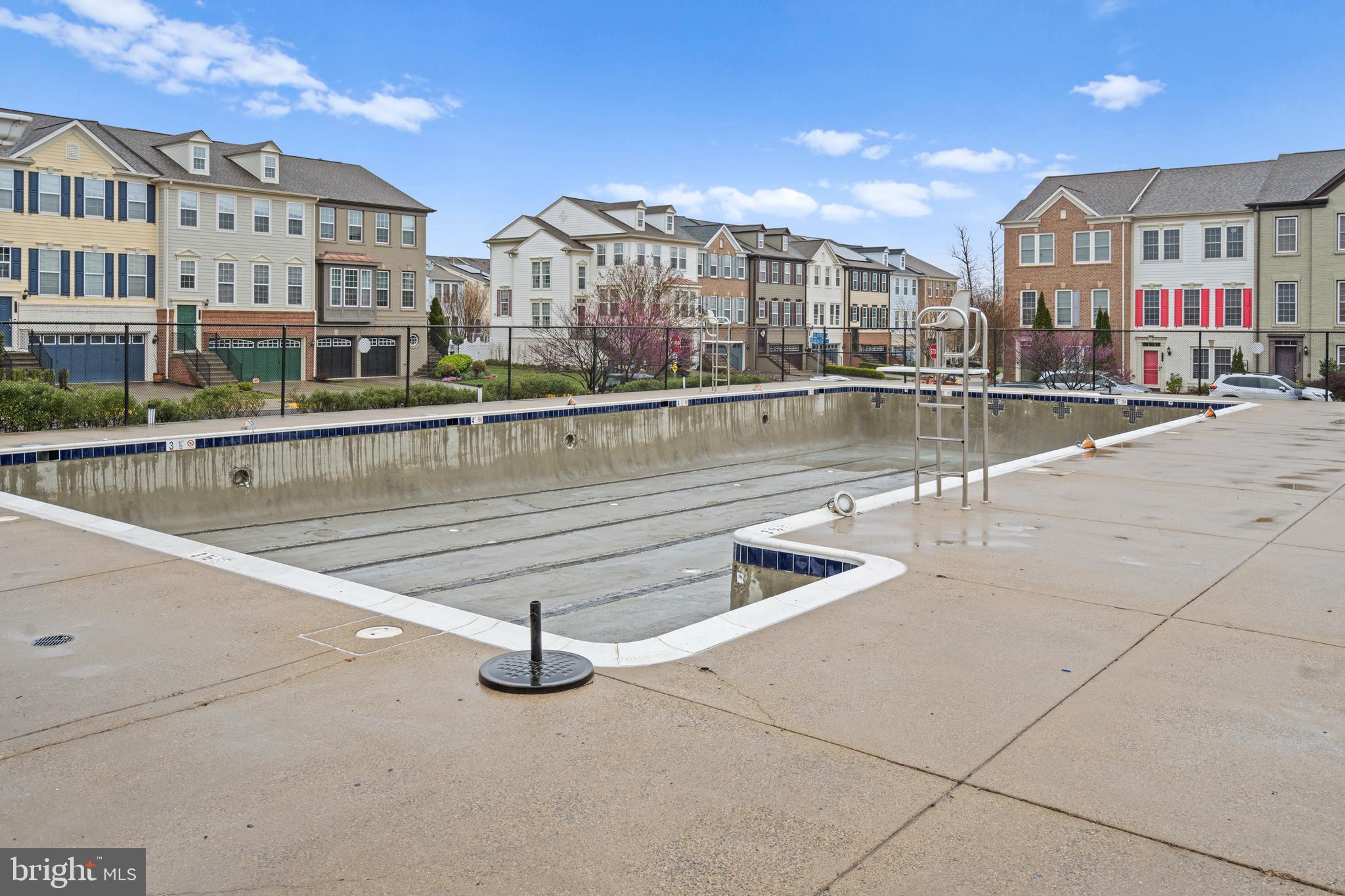 OAKLAWN - Residential