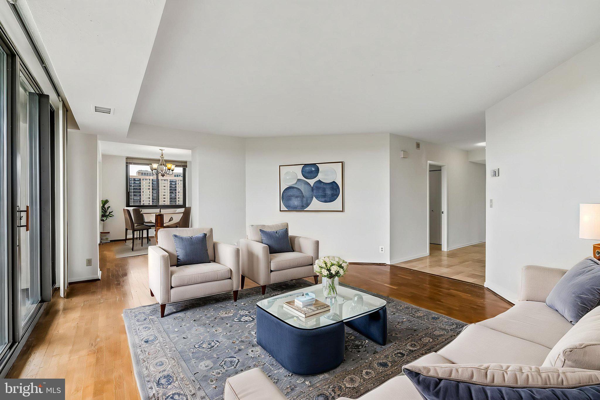 SKYLINE SQUARE CONDO - Residential