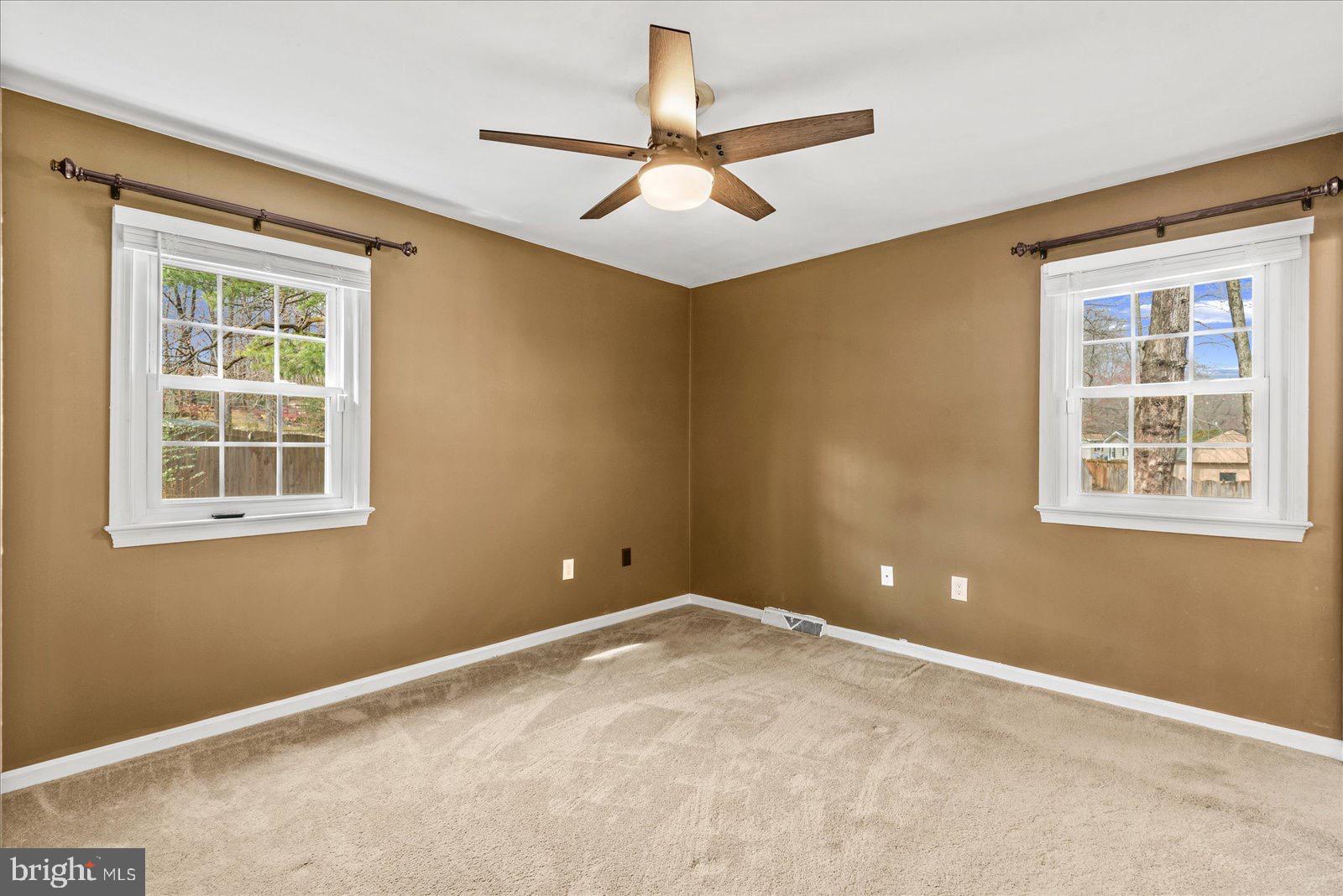 ASHTON VILLAGE - Residential