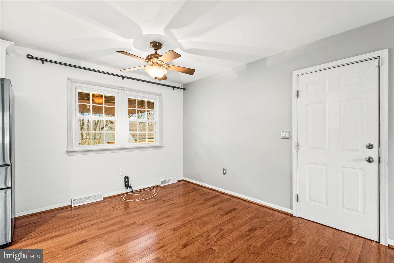 ASHTON VILLAGE - Residential