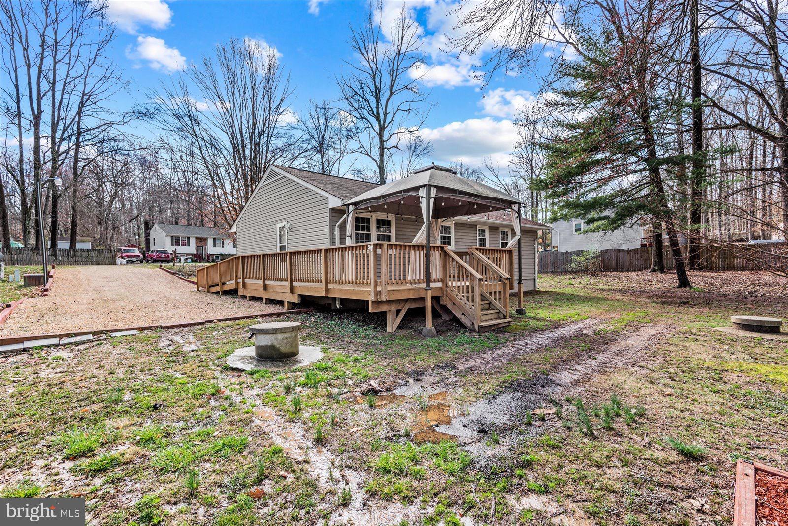 ASHTON VILLAGE - Residential