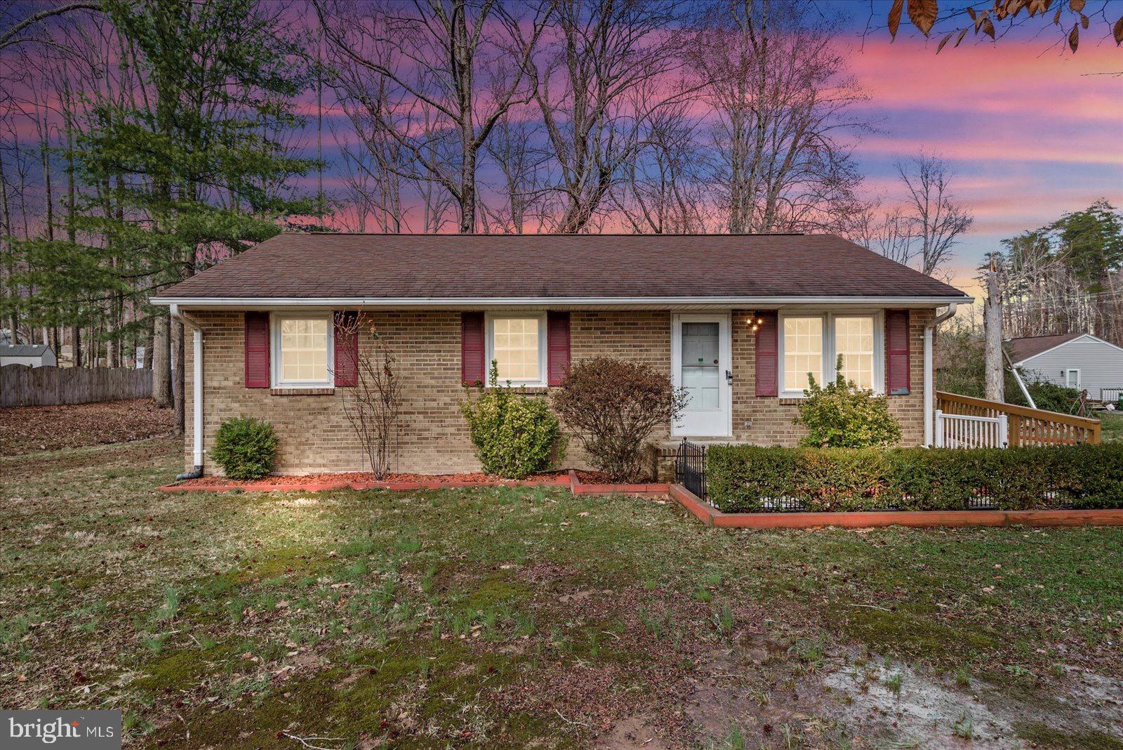 ASHTON VILLAGE - Residential