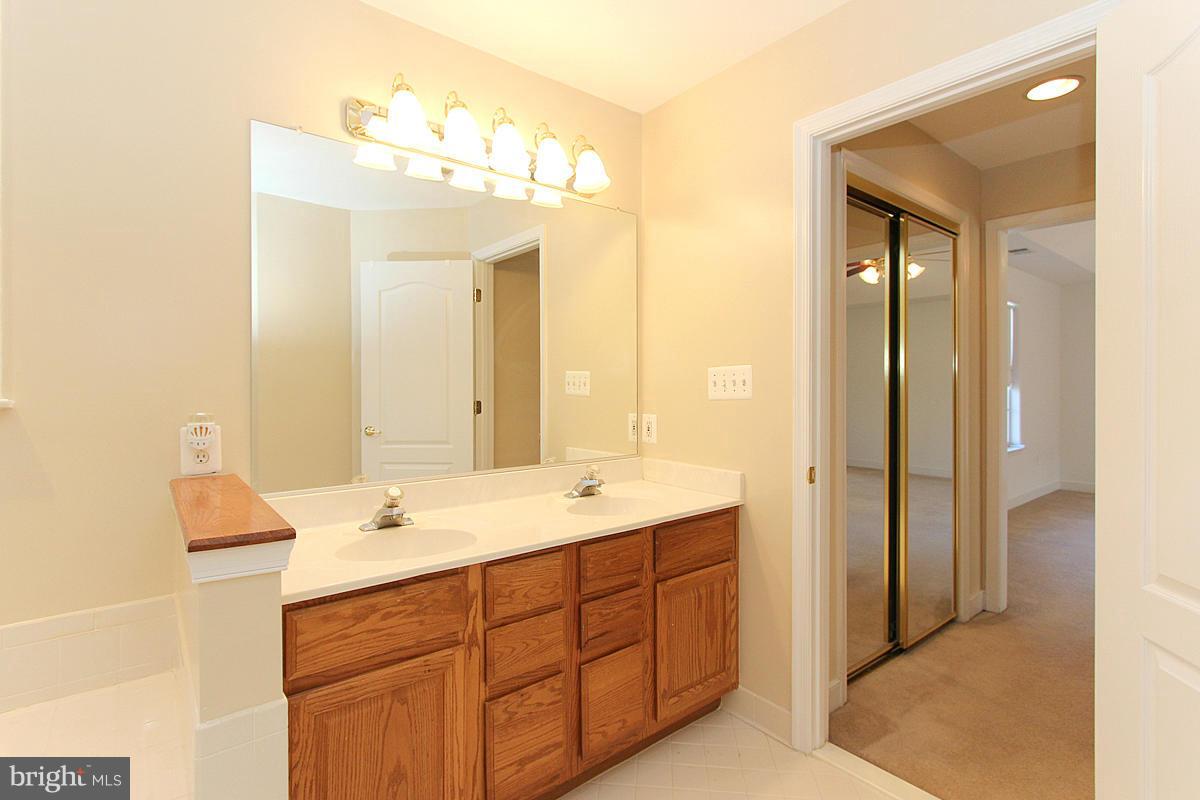 DALE CITY - Residential