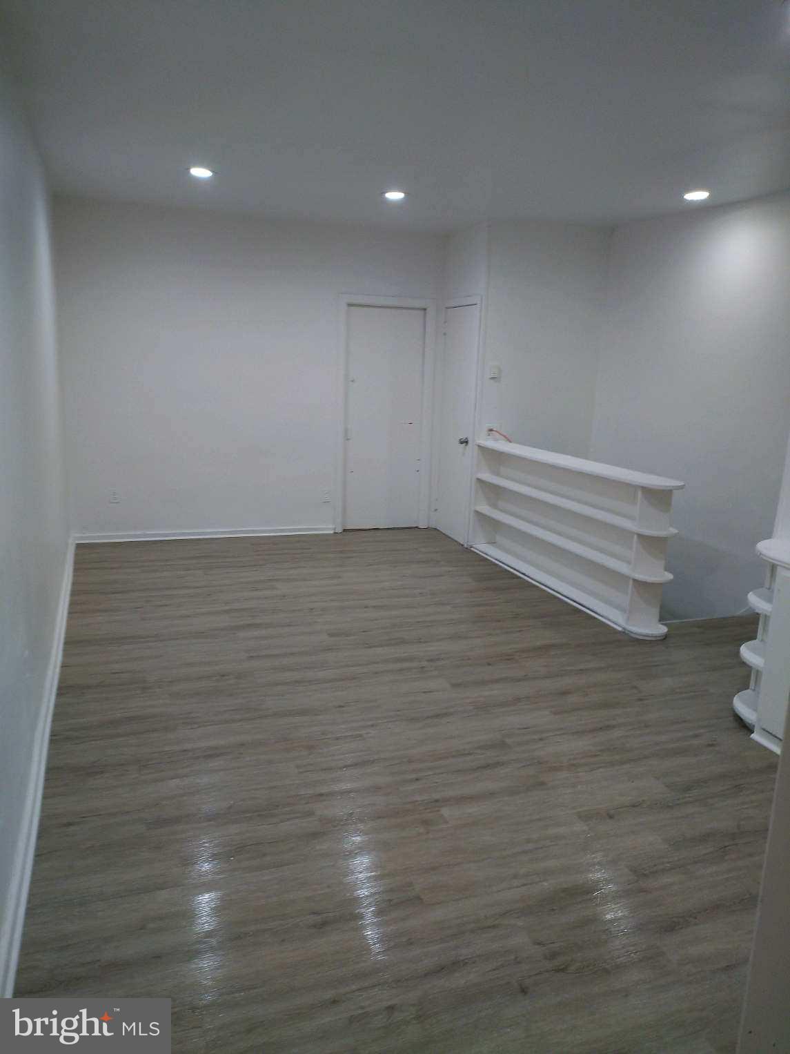 2859 N 22ND STREET 2ND FLR