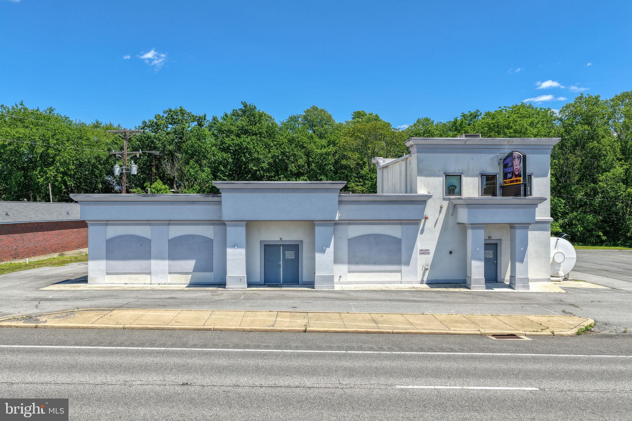 4167 S DUPONT BOULEVARD