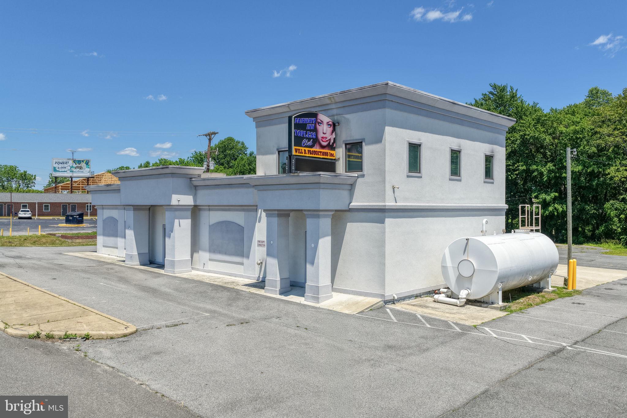4167 S DUPONT BOULEVARD