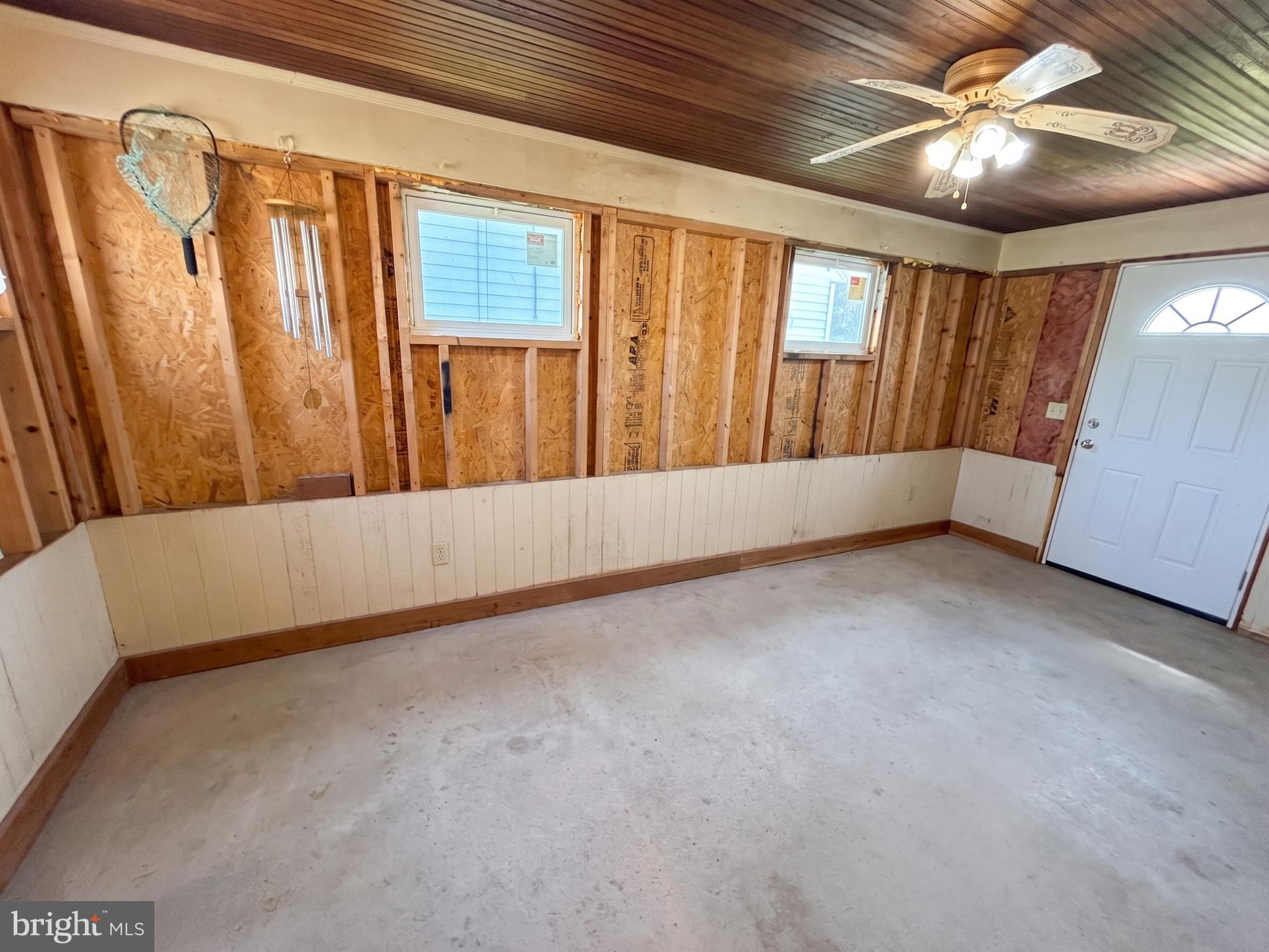 MIDDLETOWN - Residential