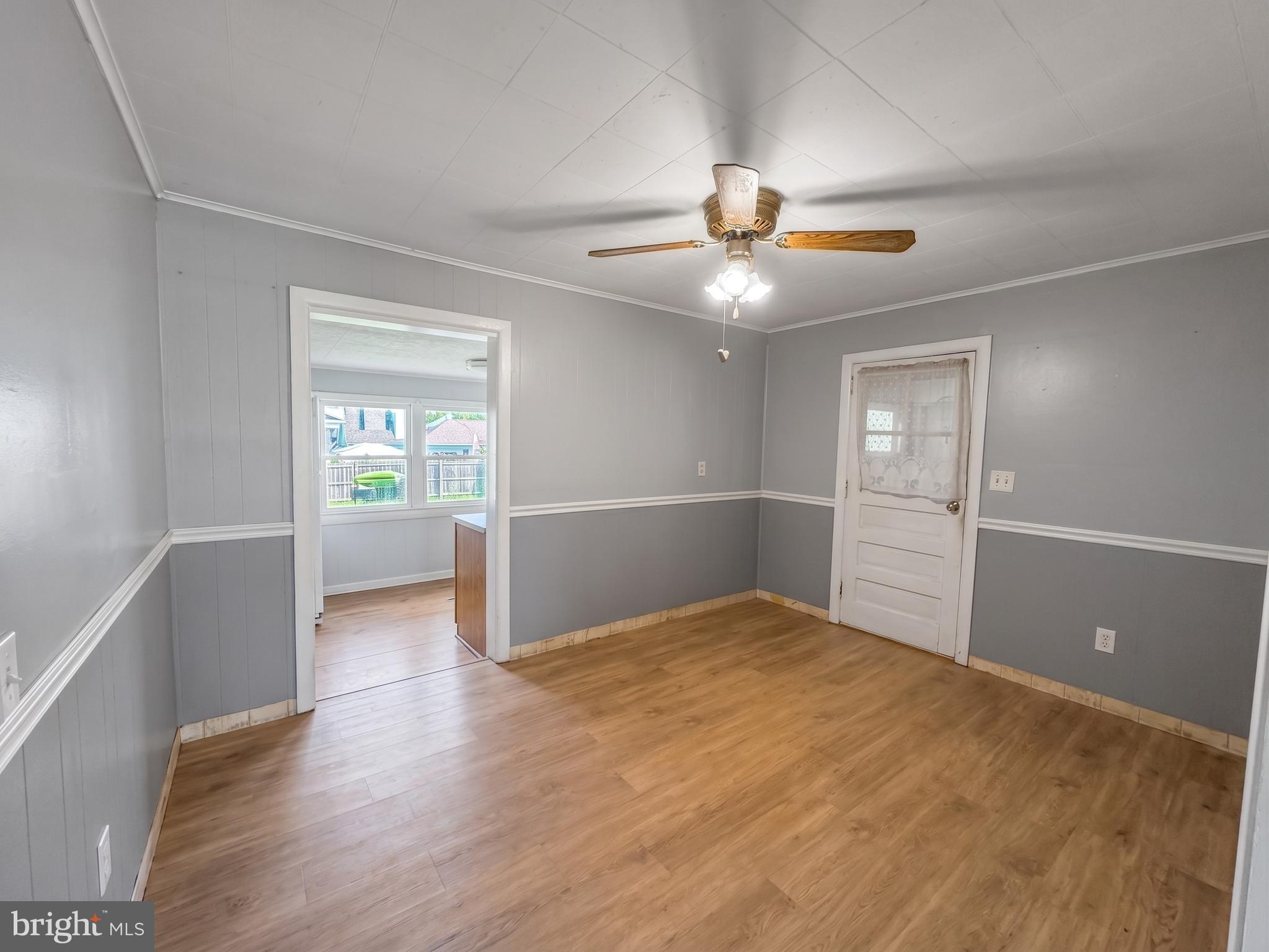 MIDDLETOWN - Residential