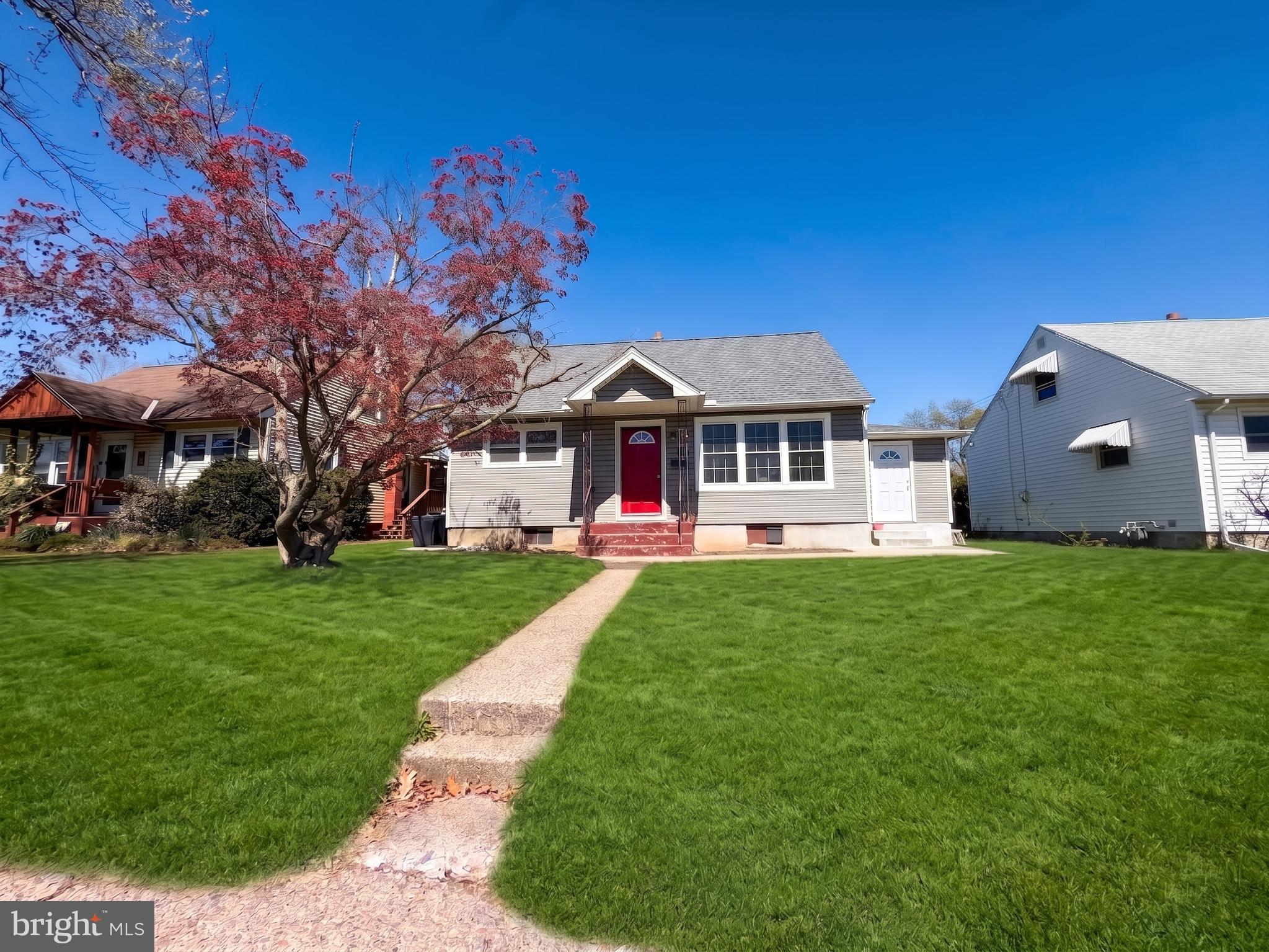 MIDDLETOWN - Residential