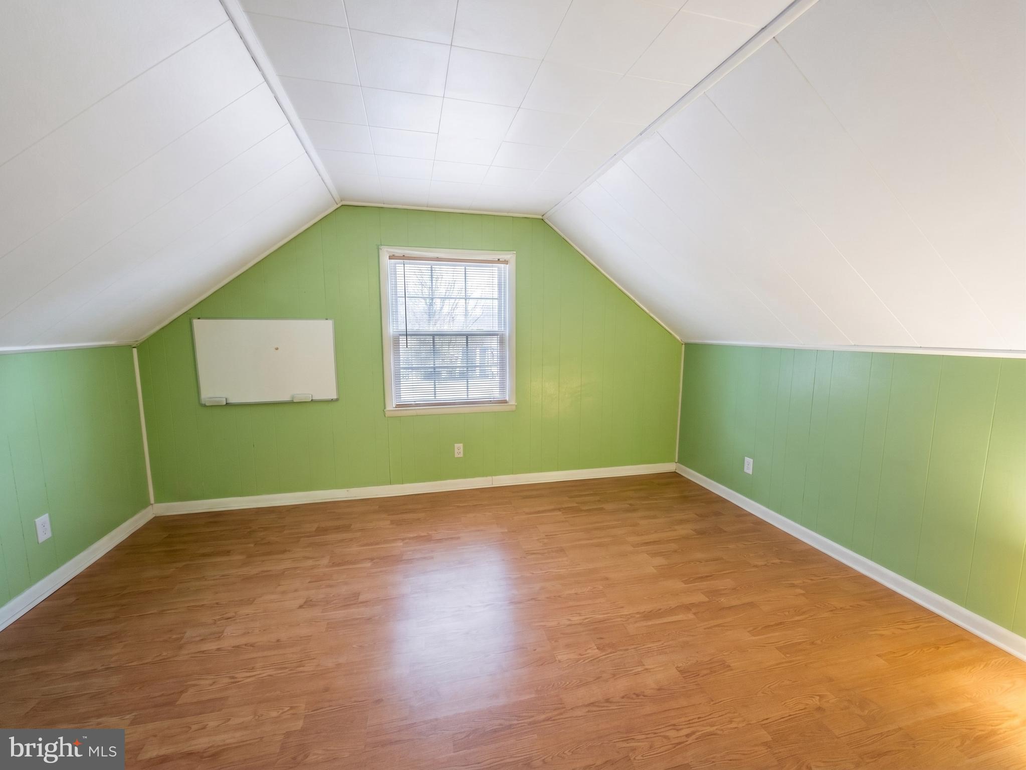 MIDDLETOWN - Residential