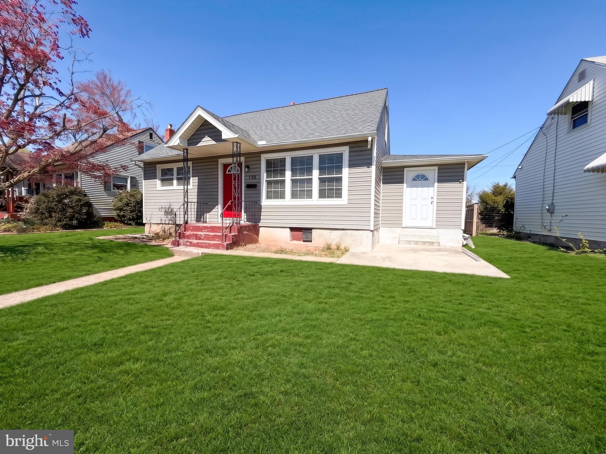 MIDDLETOWN - Residential